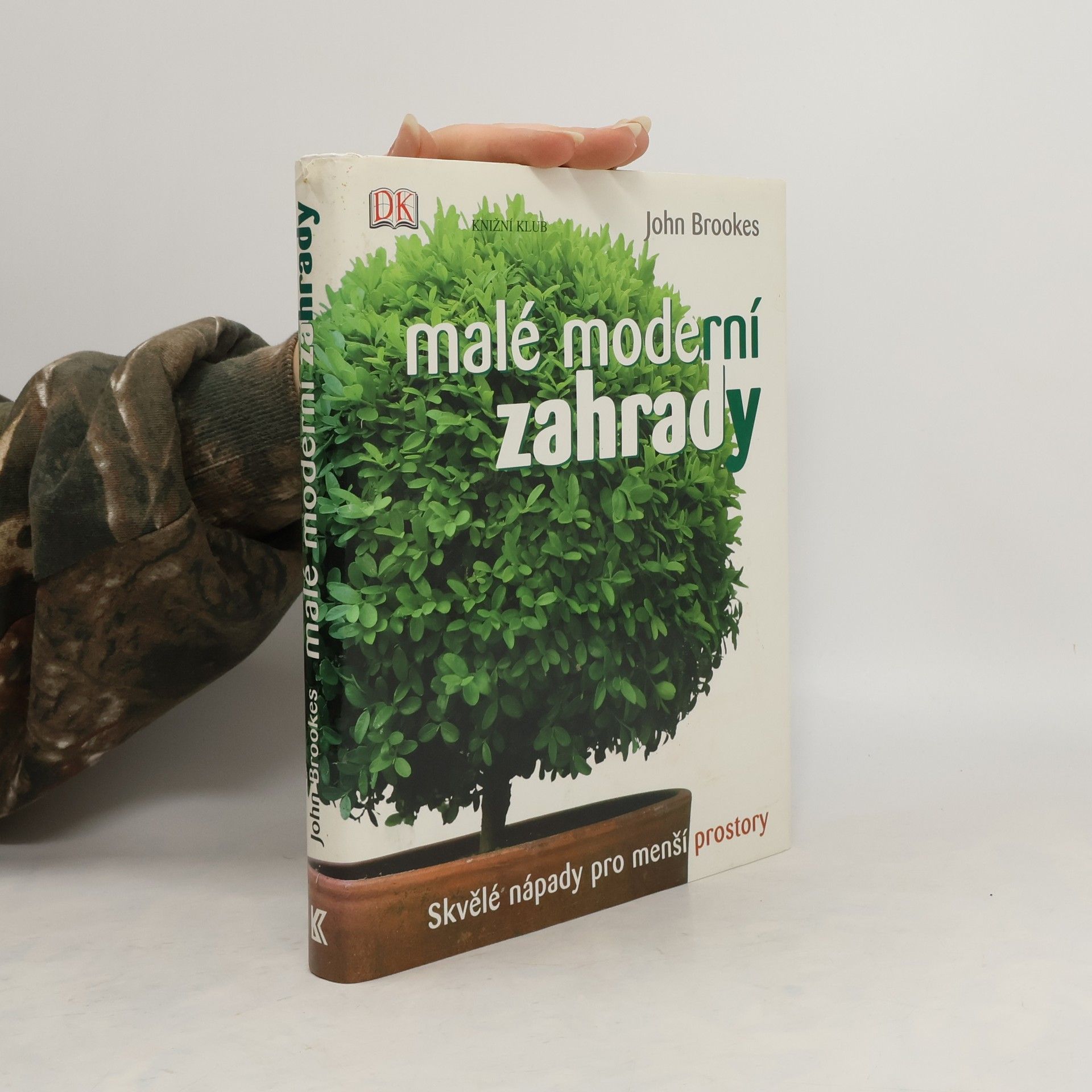 John Brookes Malé moderní zahrady