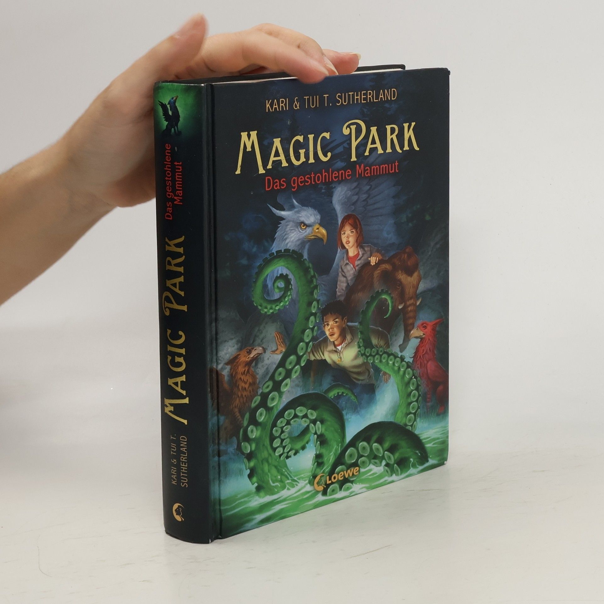 Kari Sutherland Magic Park