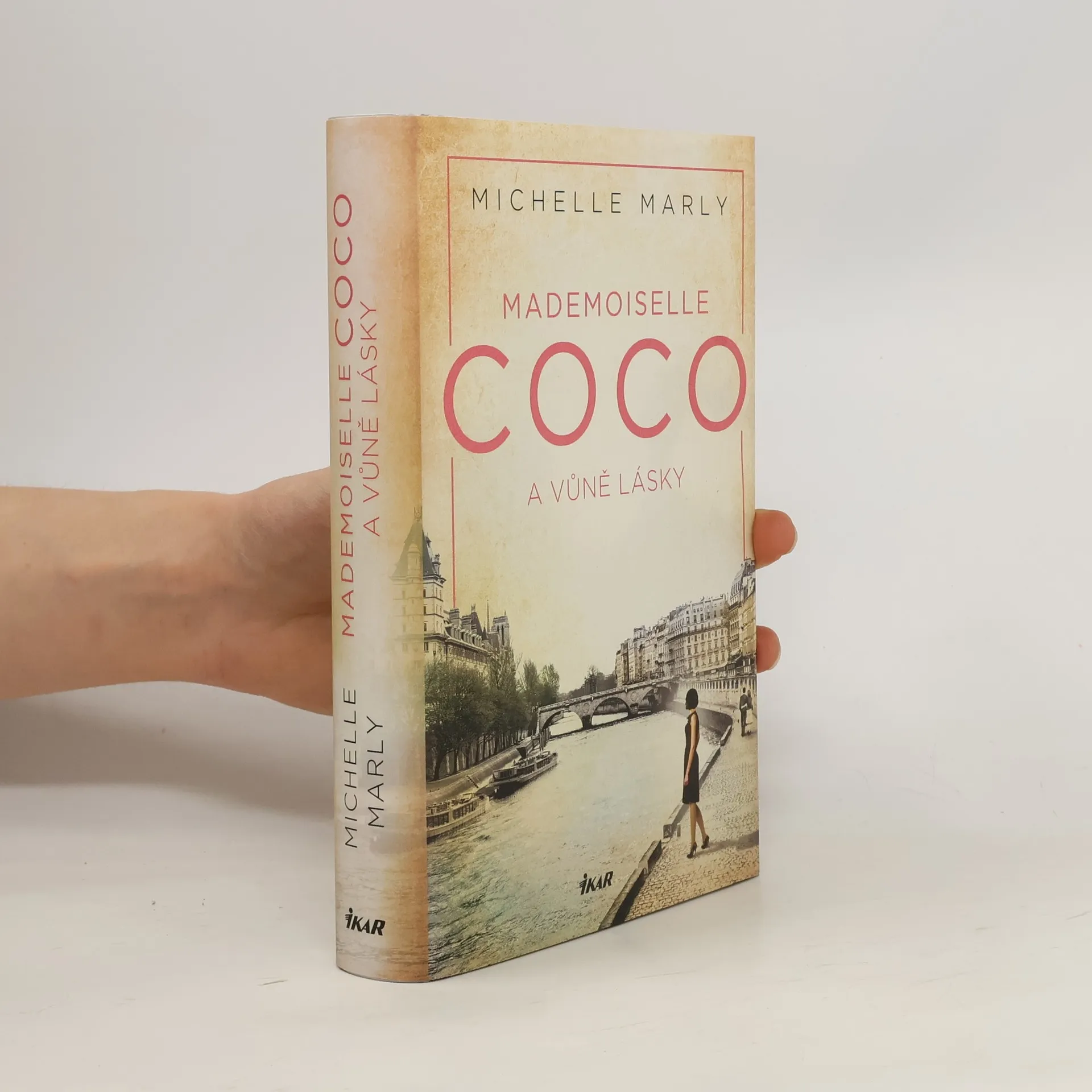 Mademoiselle Coco a vůně lásky | Book | Hardcover | Ivana Dirk | CS