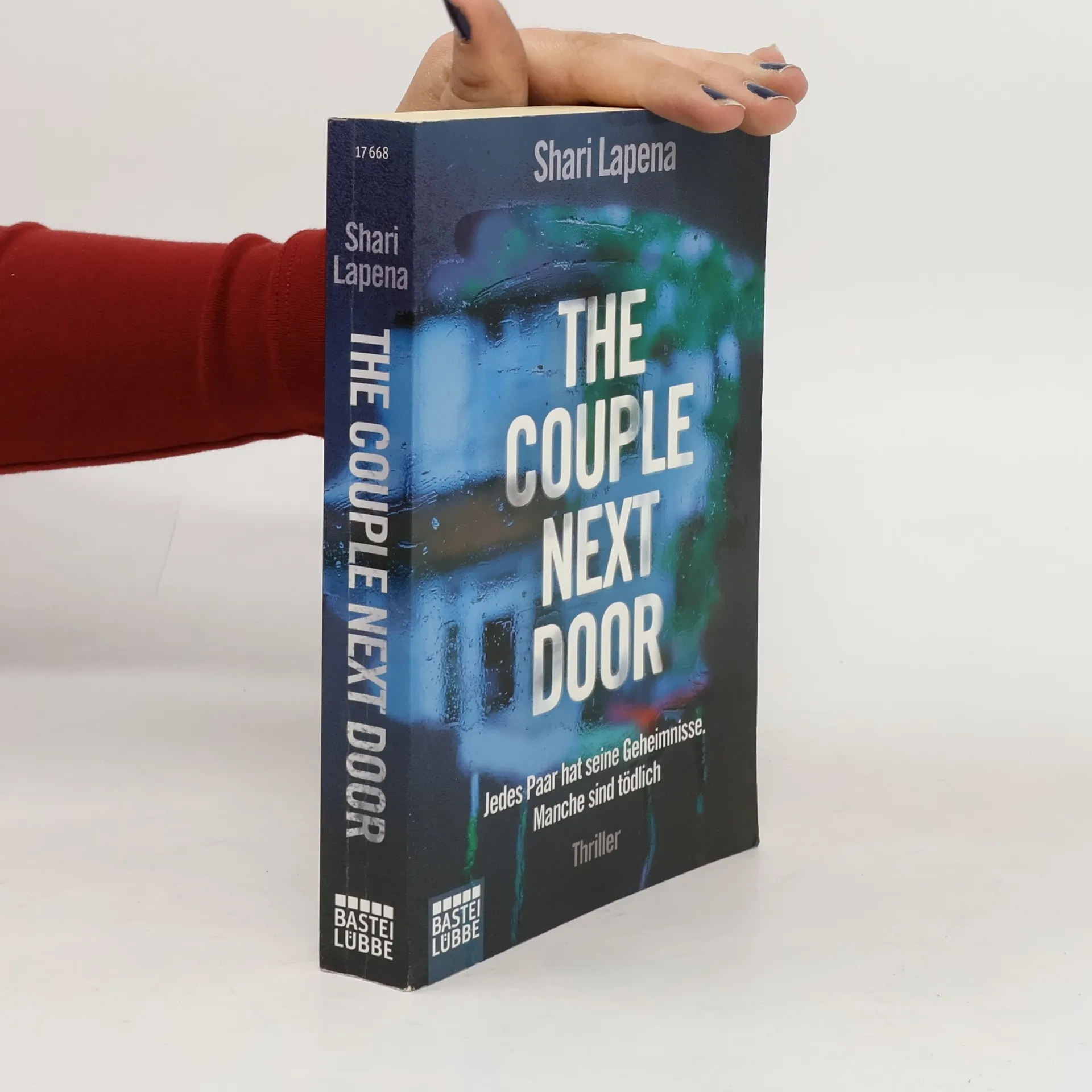 The Couple Next Door | Book | Paperback | Shari Lapena | DE