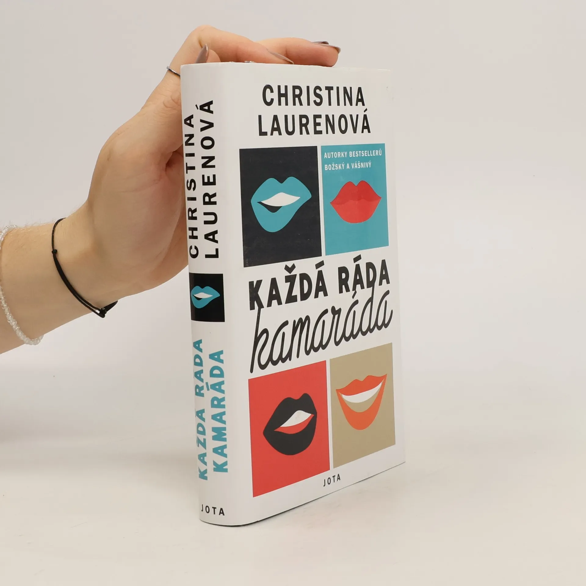 Každá ráda kamaráda | Libro | Copertina rigida | Christina Lauren | CS