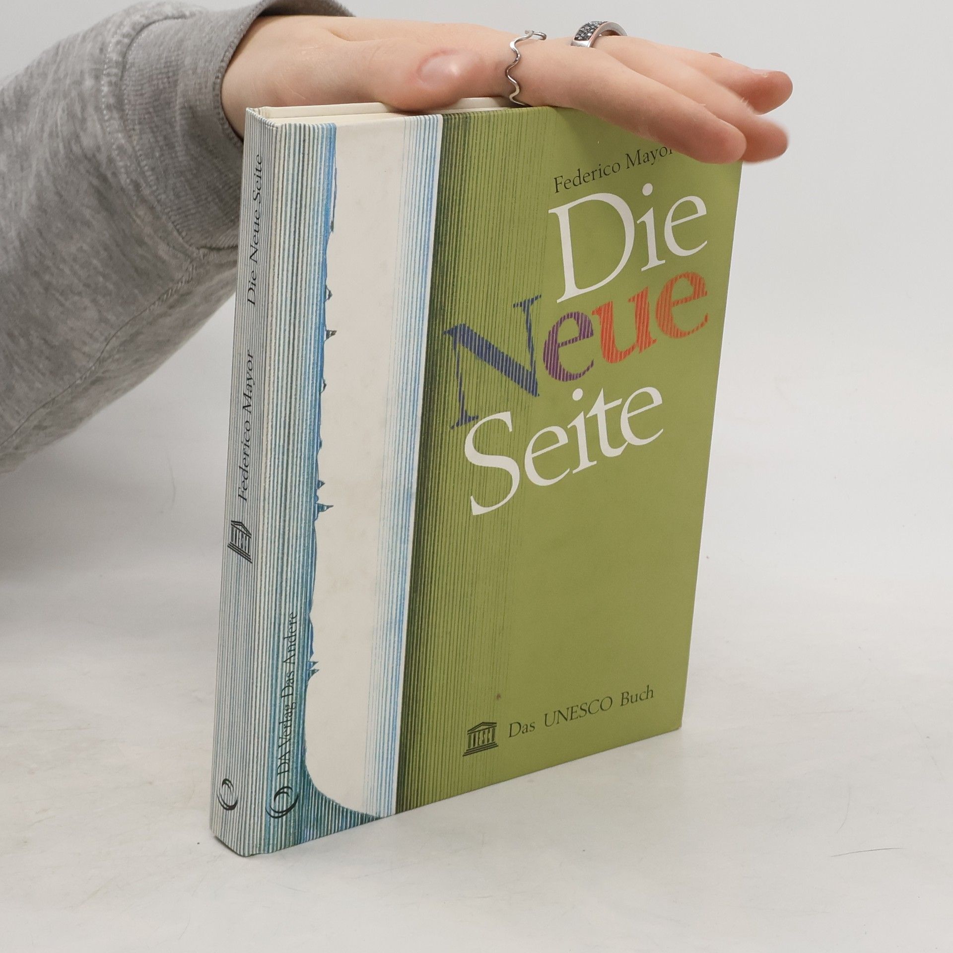 Federico Mayor Die neue Seite