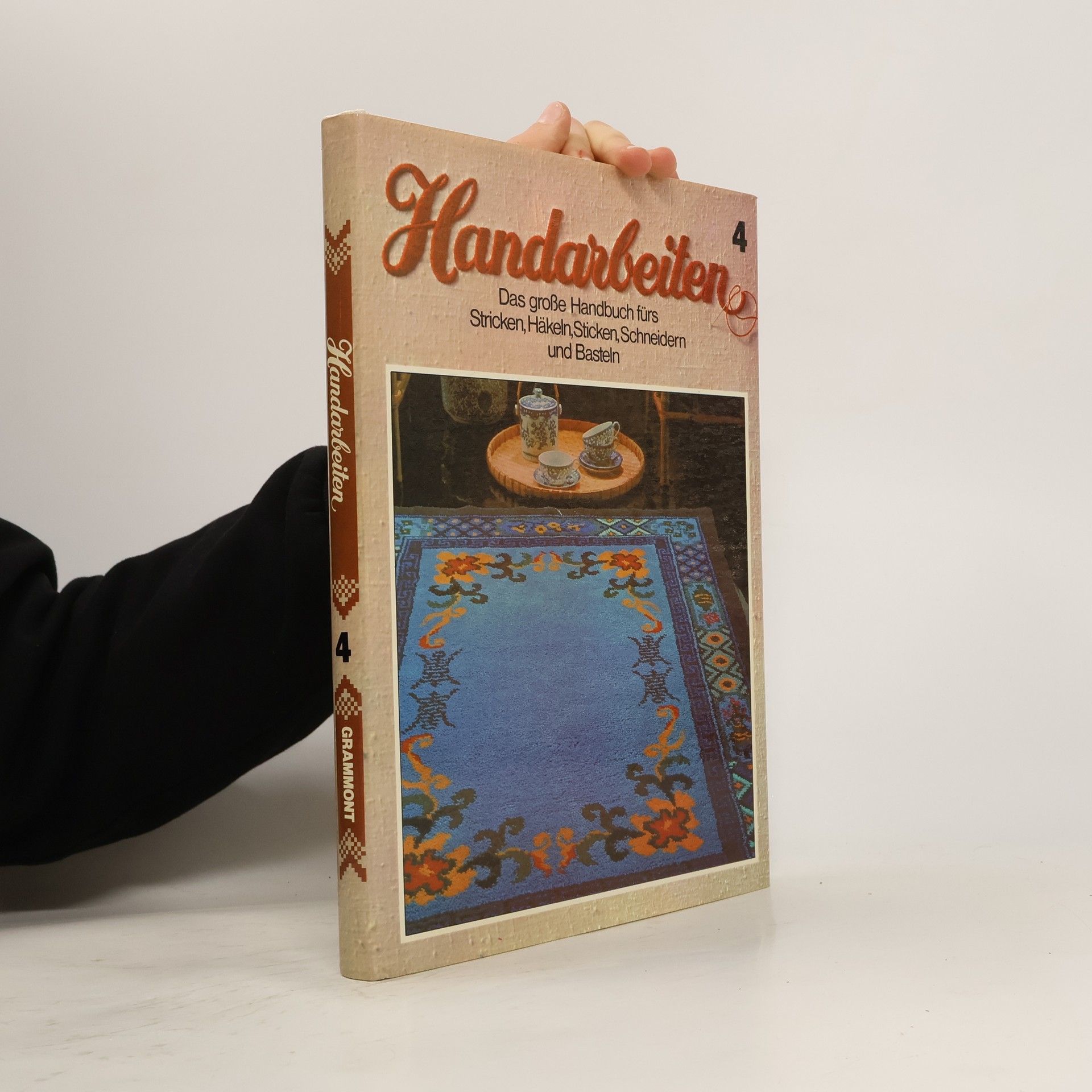 Collectif d'auteurs Handarbeiten 4