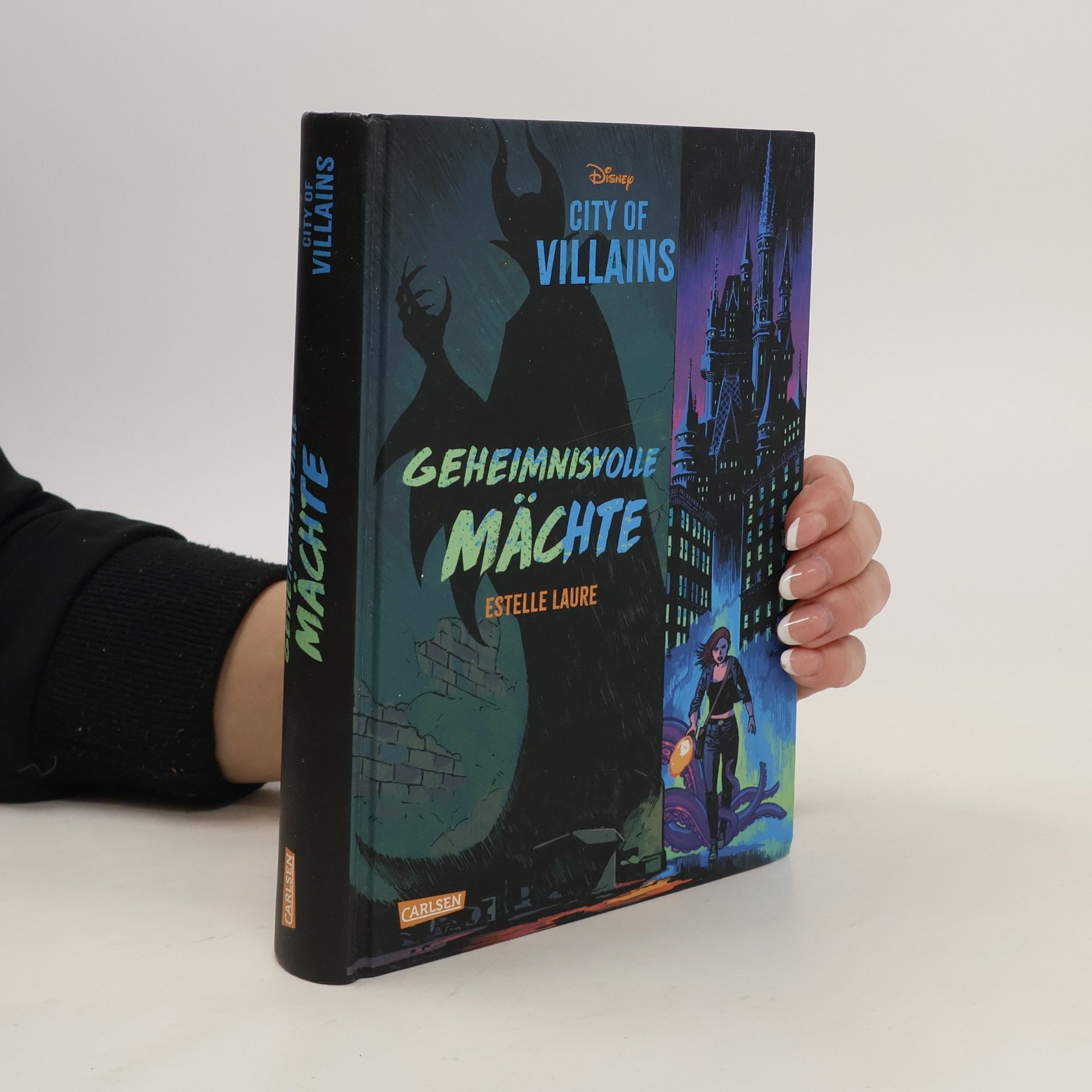 Estelle Laure City of Villains - geheimnisvolle Mächte