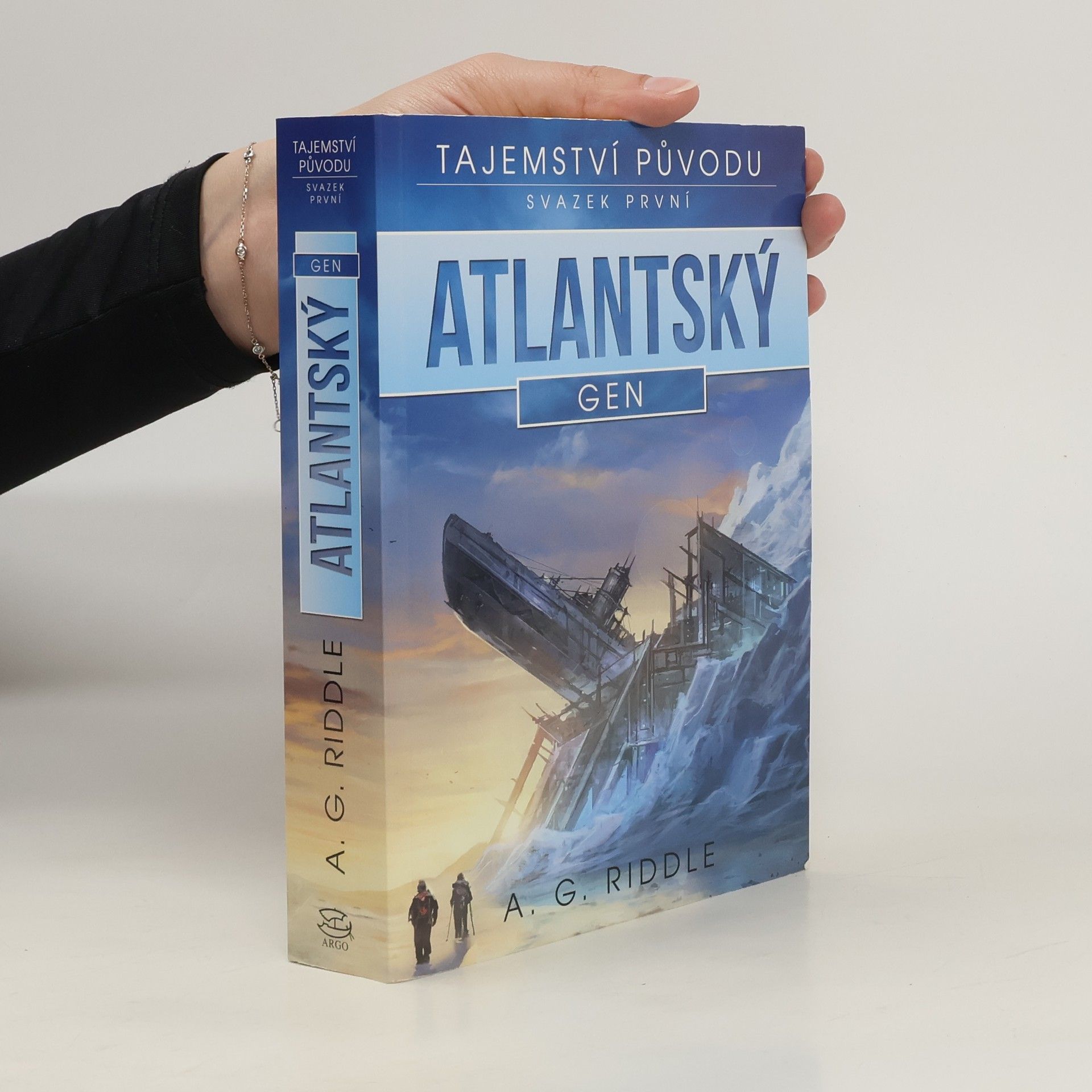 A. G. Riddle Tajemství původu. Svazek první, Atlantský gen