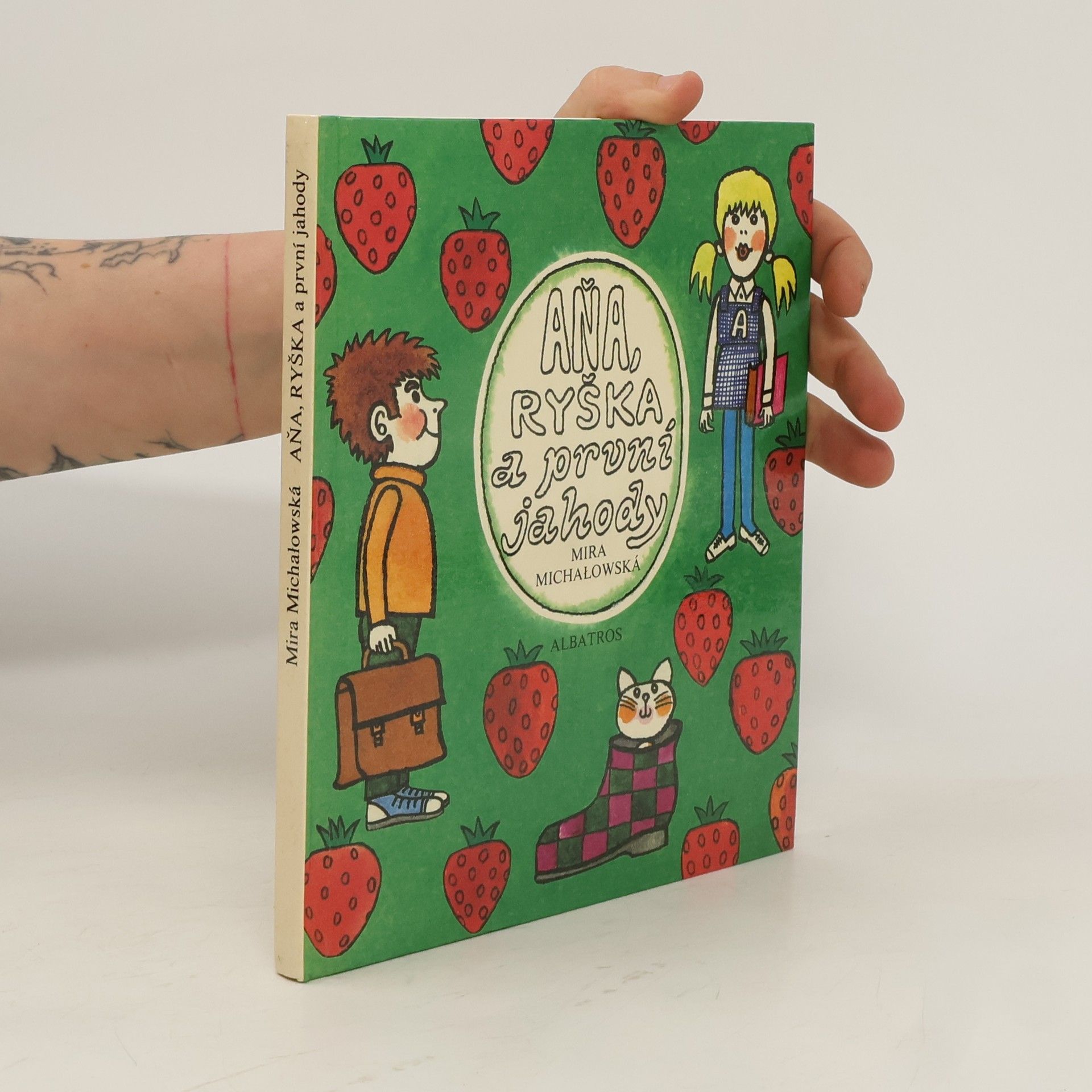 Aňa, Ryška a první jahody