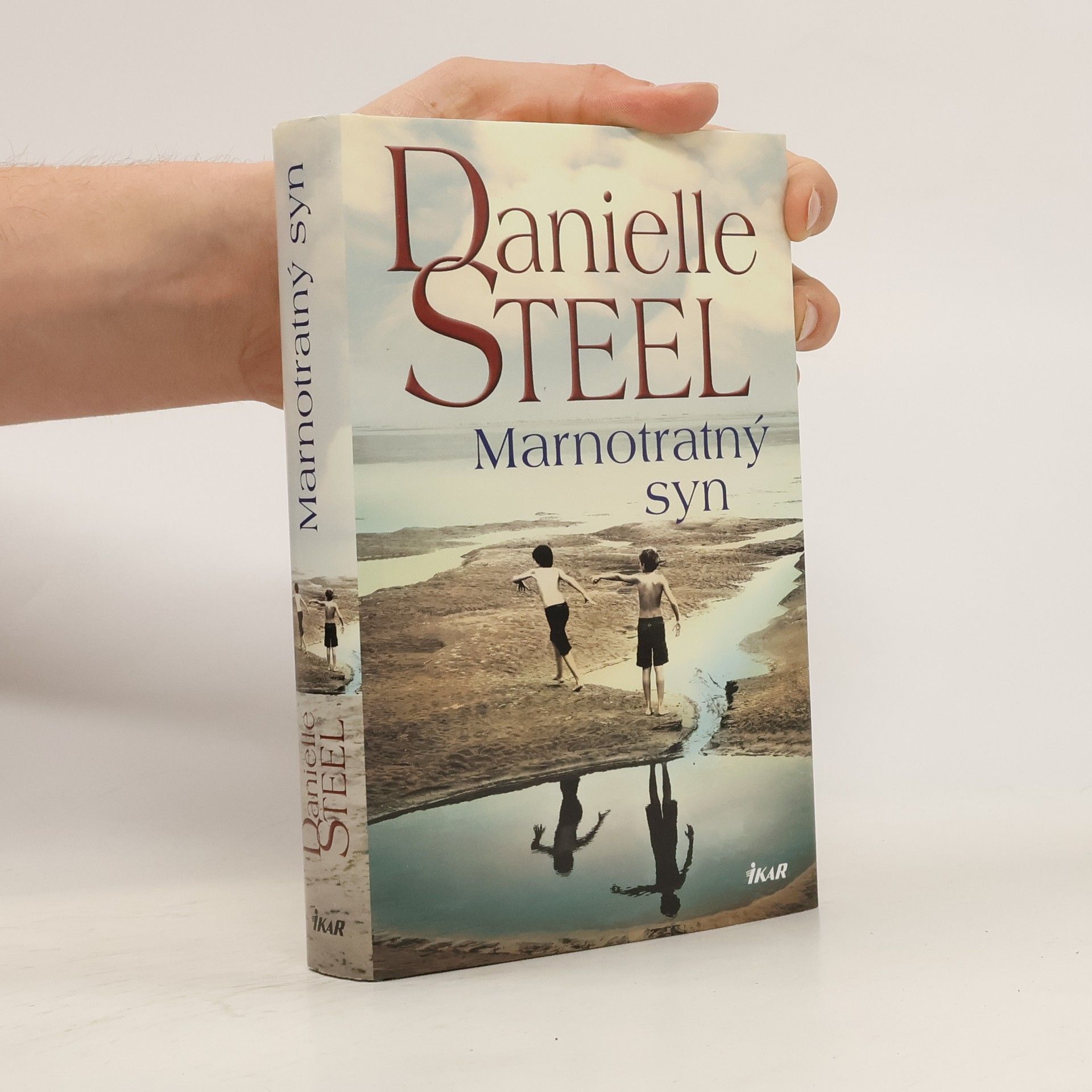 Danielle Steel Marnotratný syn