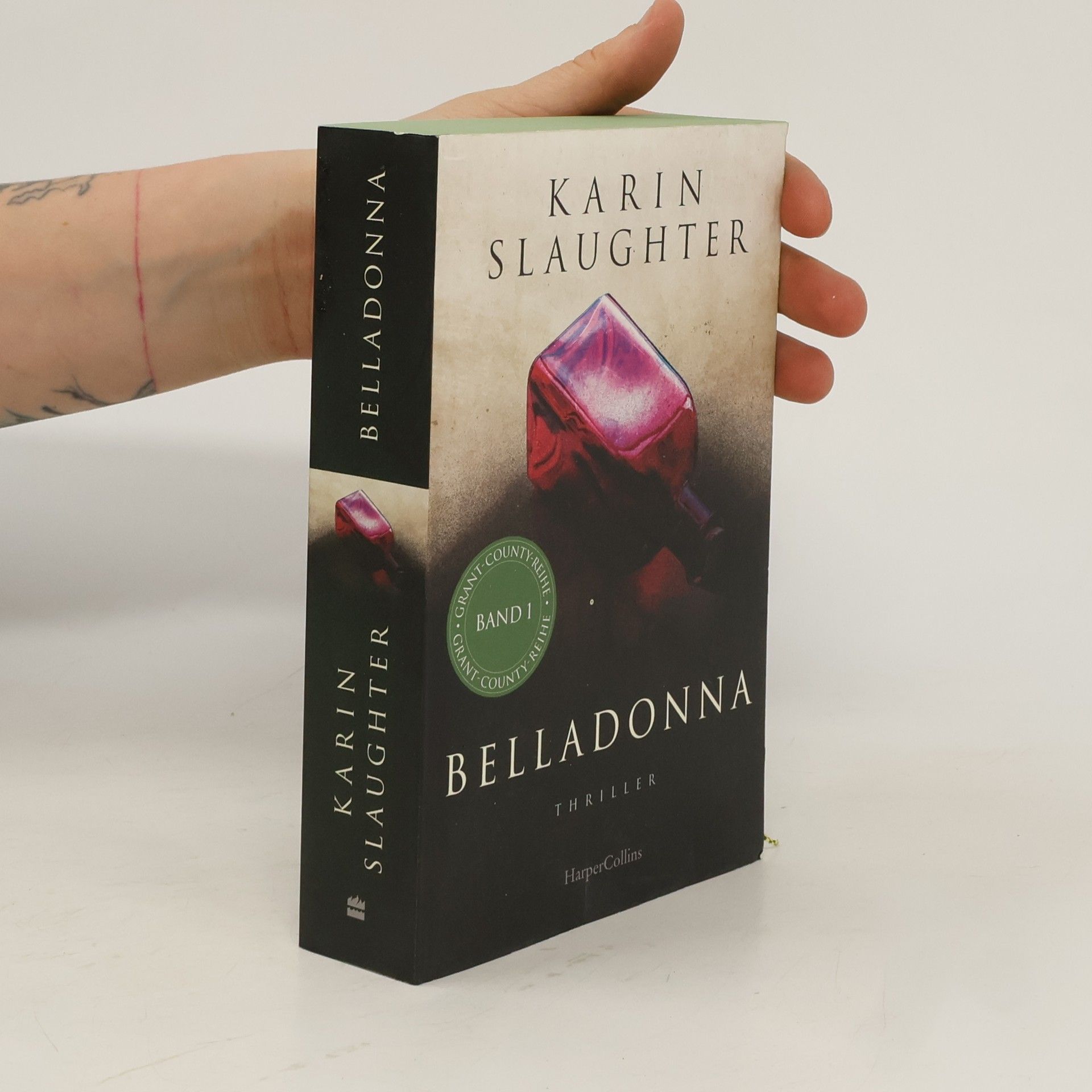 Karin Slaughter Belladonna
