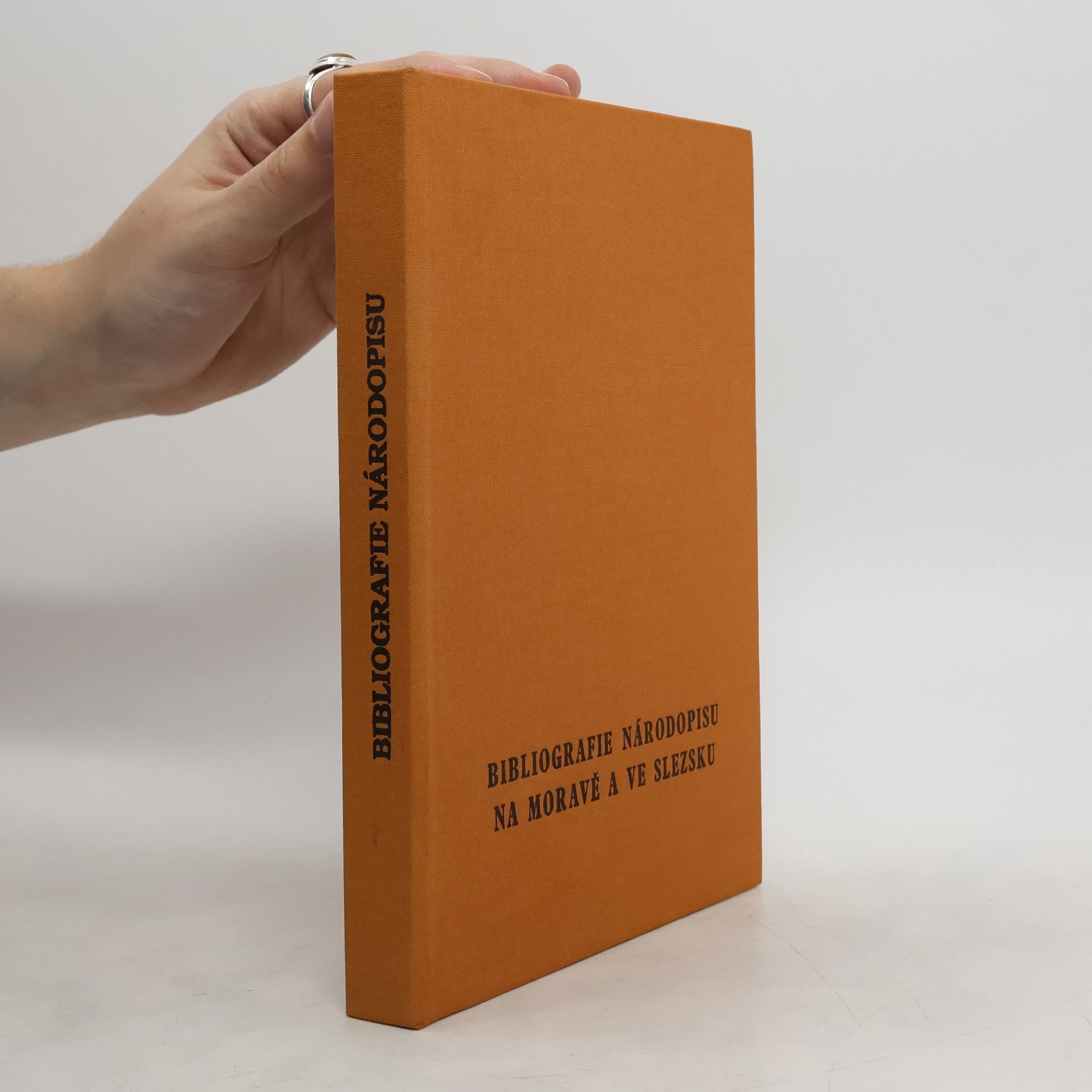 Jaromír Kubíček Bibliografie národopisu na Moravě a ve Slezsku