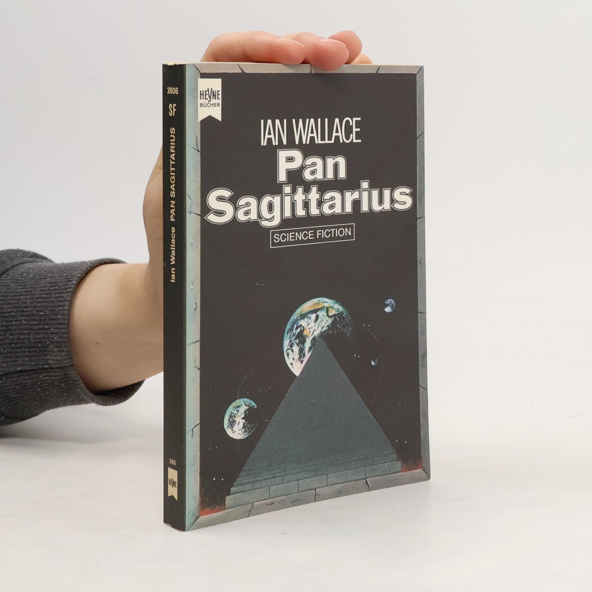 Ian Wallace Pan Sagittarius