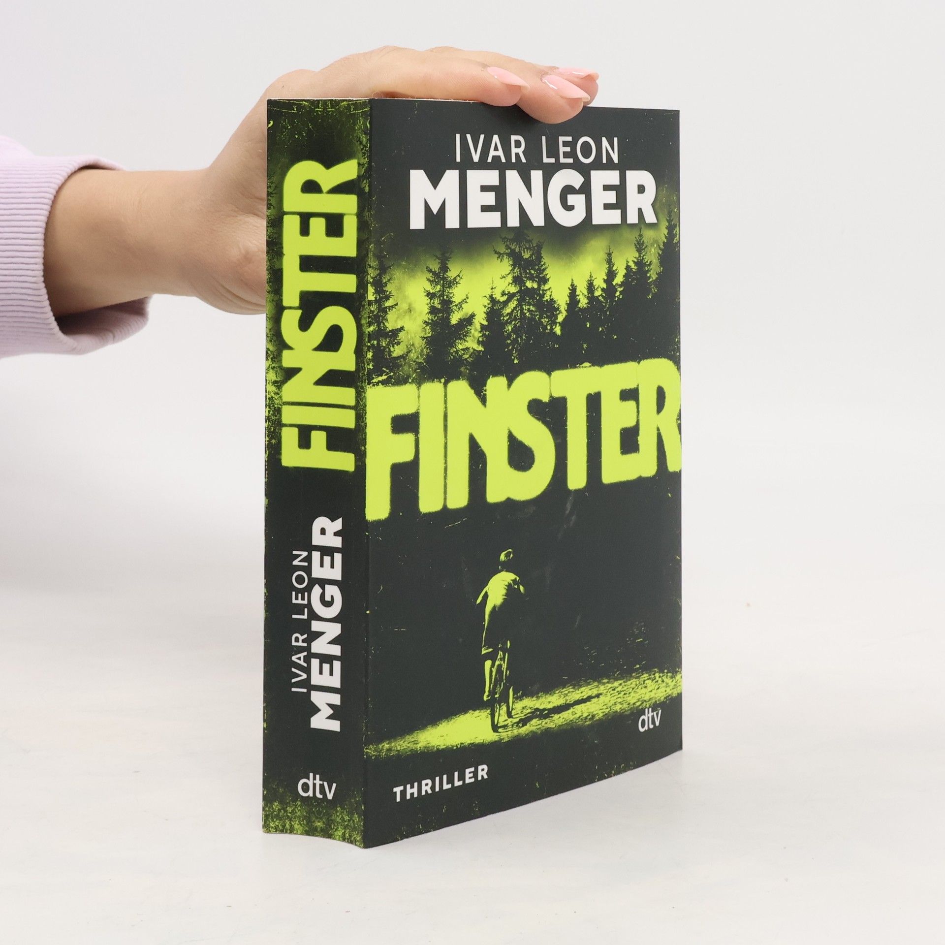 Ivar Leon Menger Finster