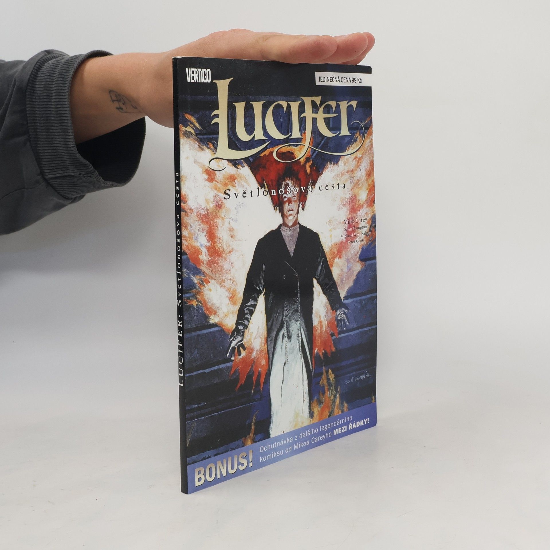 M. R. Carey Lucifer. Světlonošova cesta