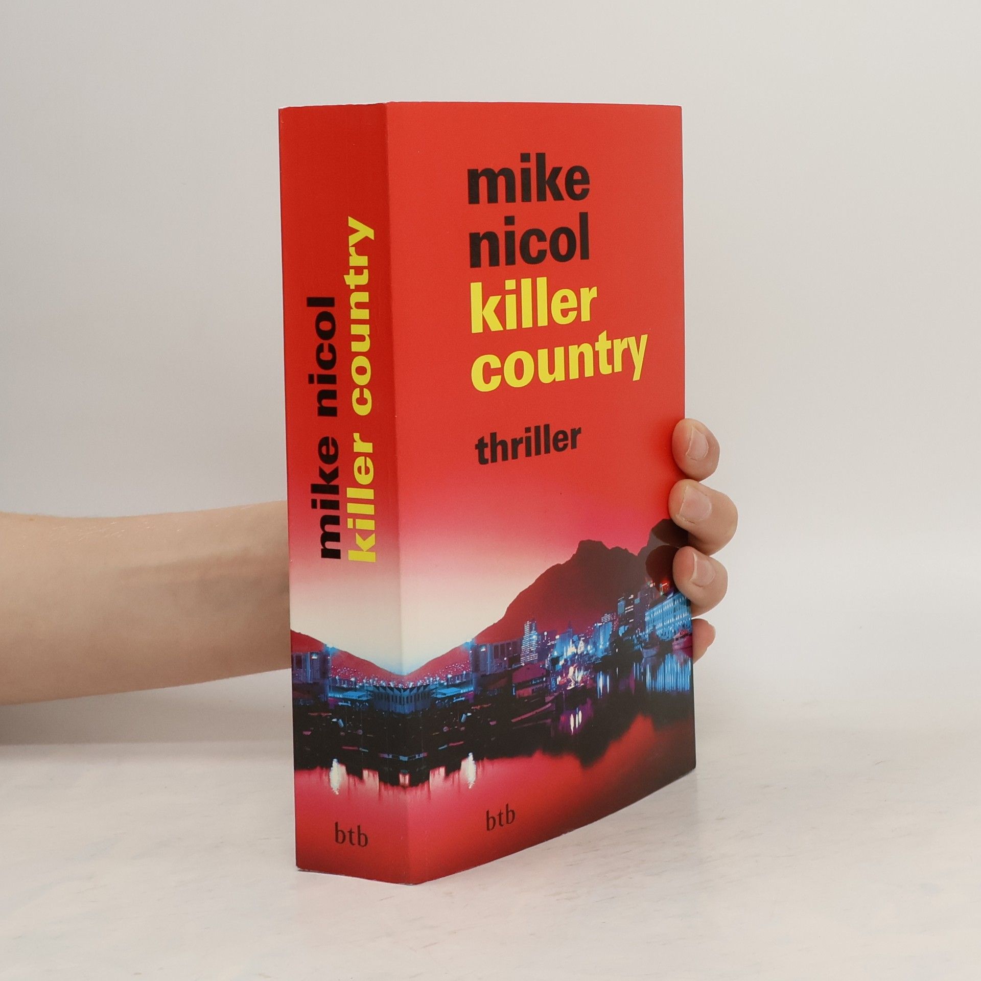 Mike Nicol Killer country