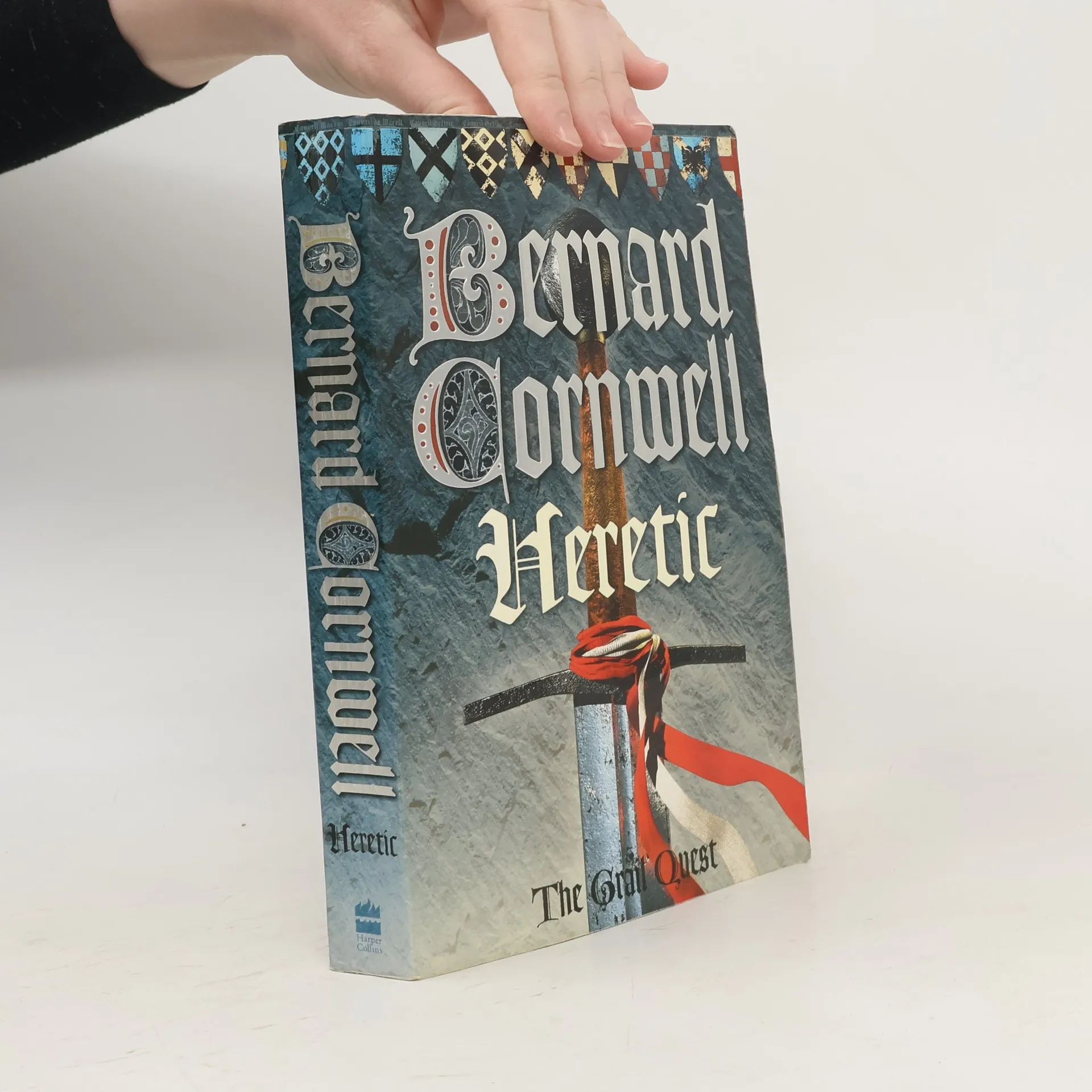Heretic | Book | Paperback | Bernard Cornwell | EN