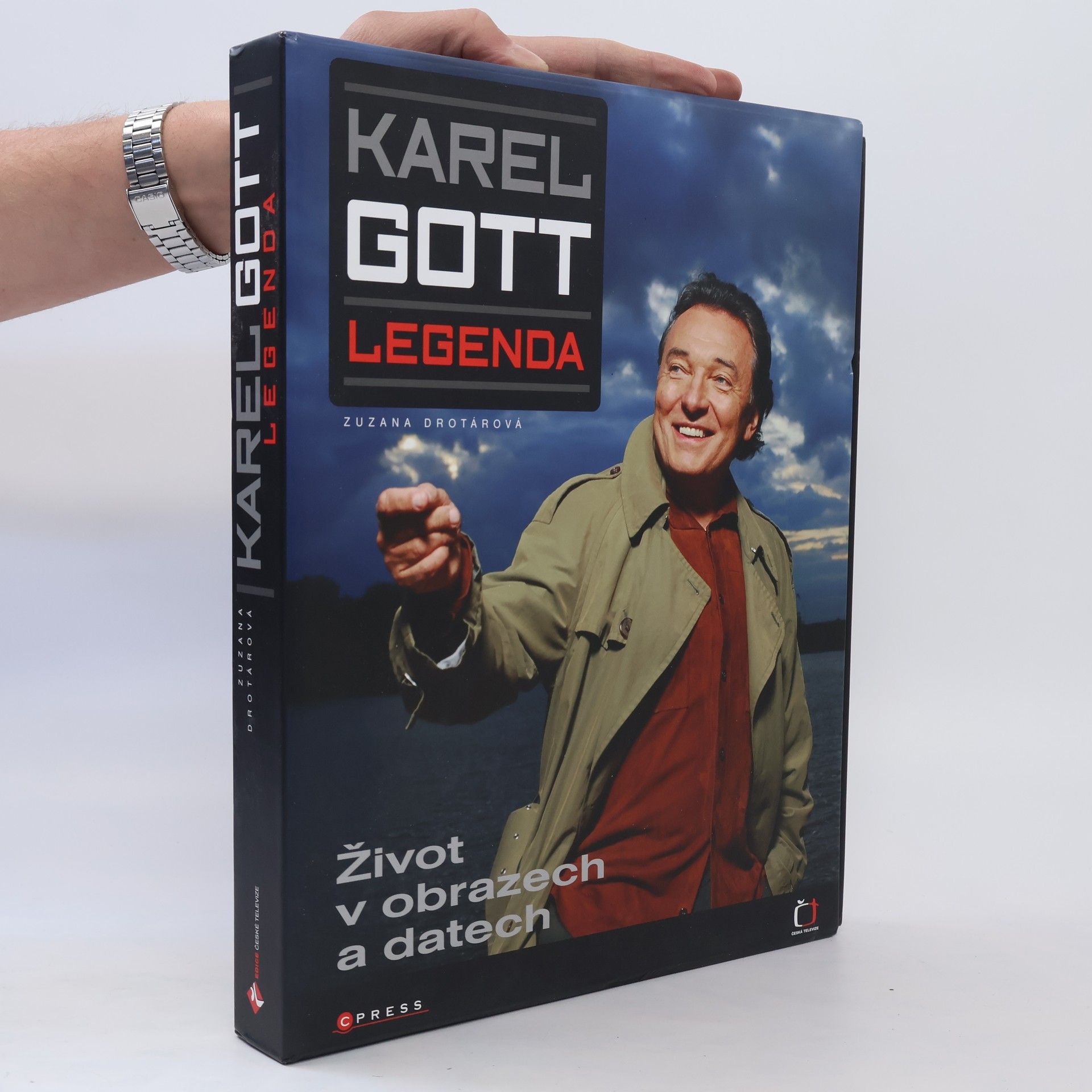 Karel Gott - legenda : život v obrazech a datech