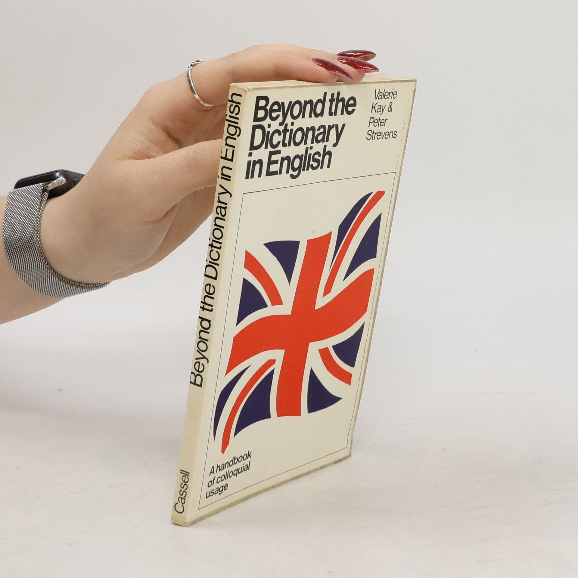 Peter Strevens Beyond the Dictionary in English