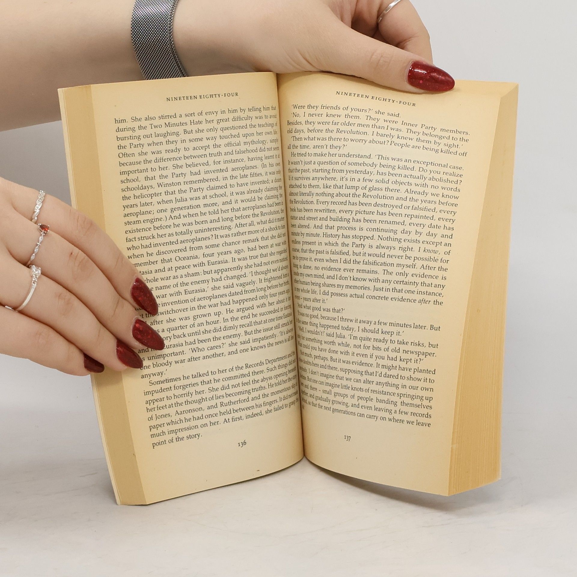 George Orwell Nineteen eighty-four