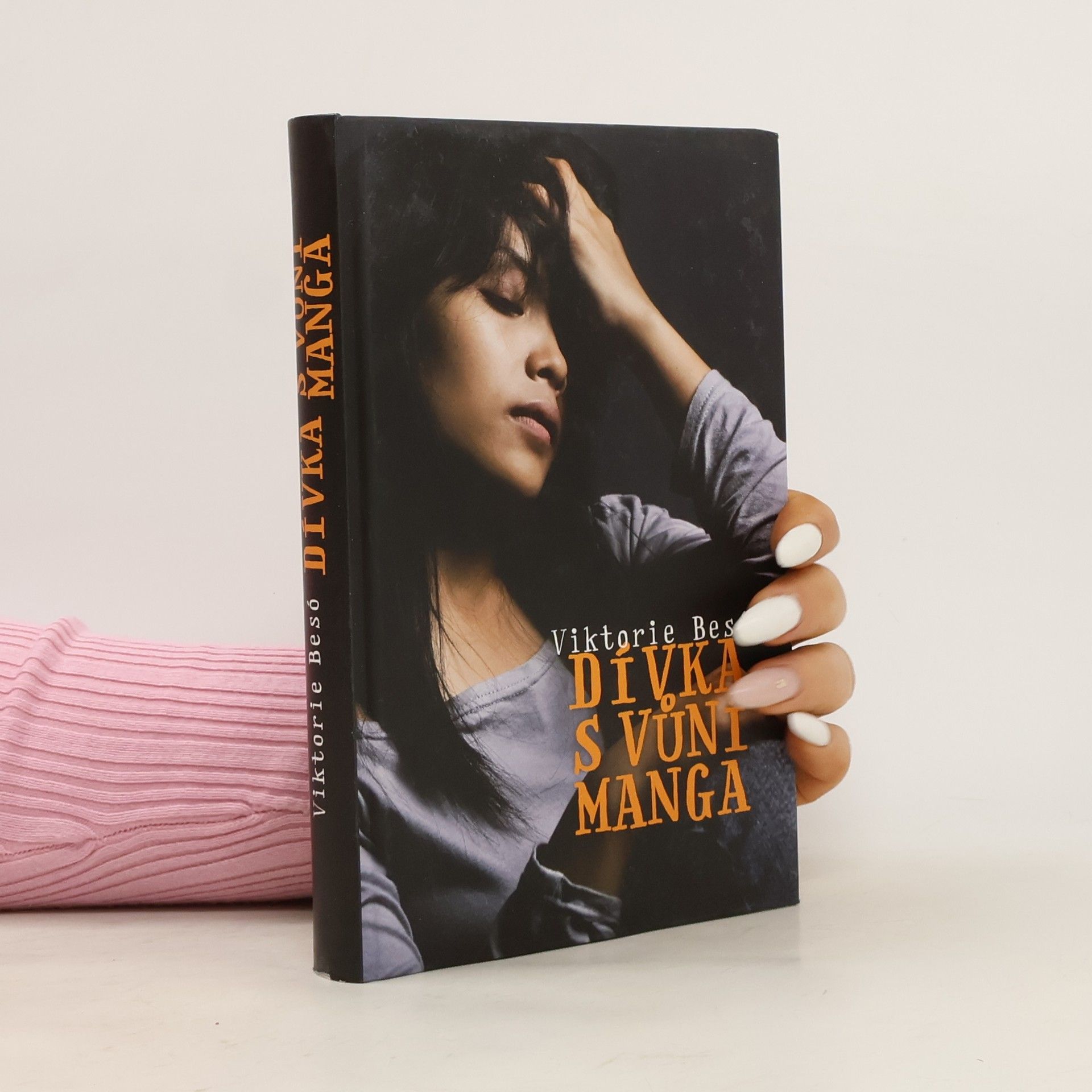 Viktorie Besó Dívka s vůní manga