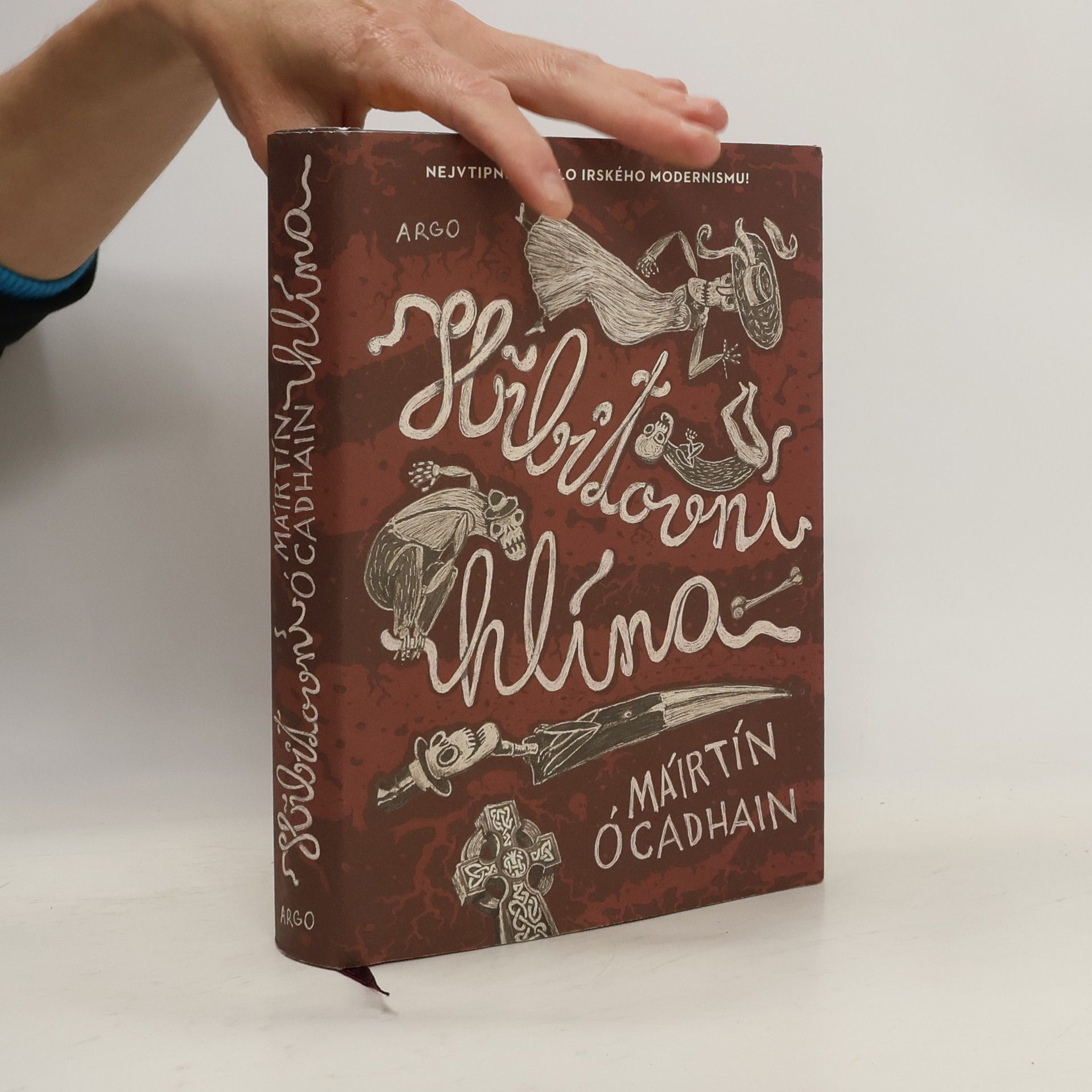 Máirtín Ó. Cadhain Hřbitovní hlína