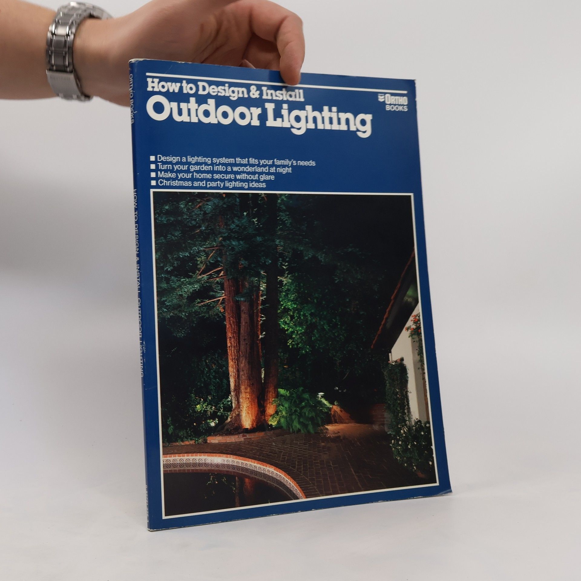 William H. W. Wilson How to Design and Install Outdoor Lighting