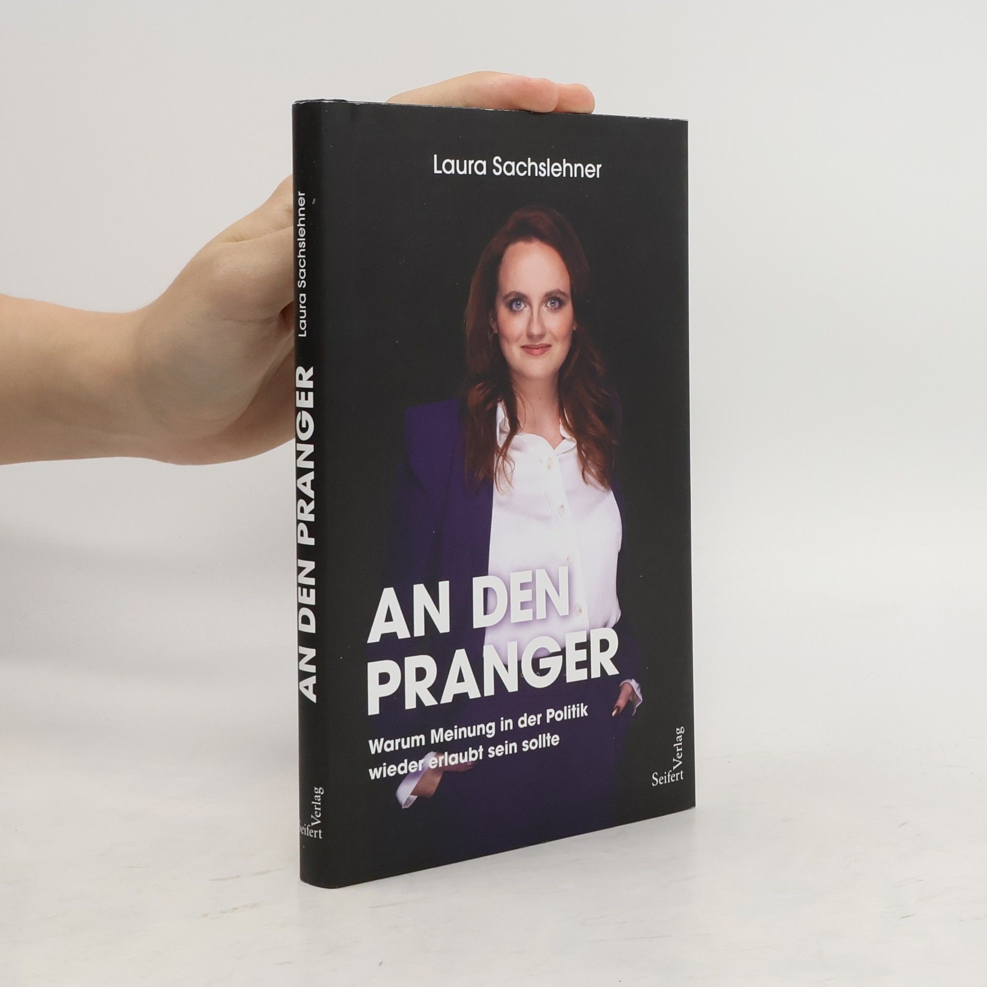 Laura Sachslehner An den Pranger