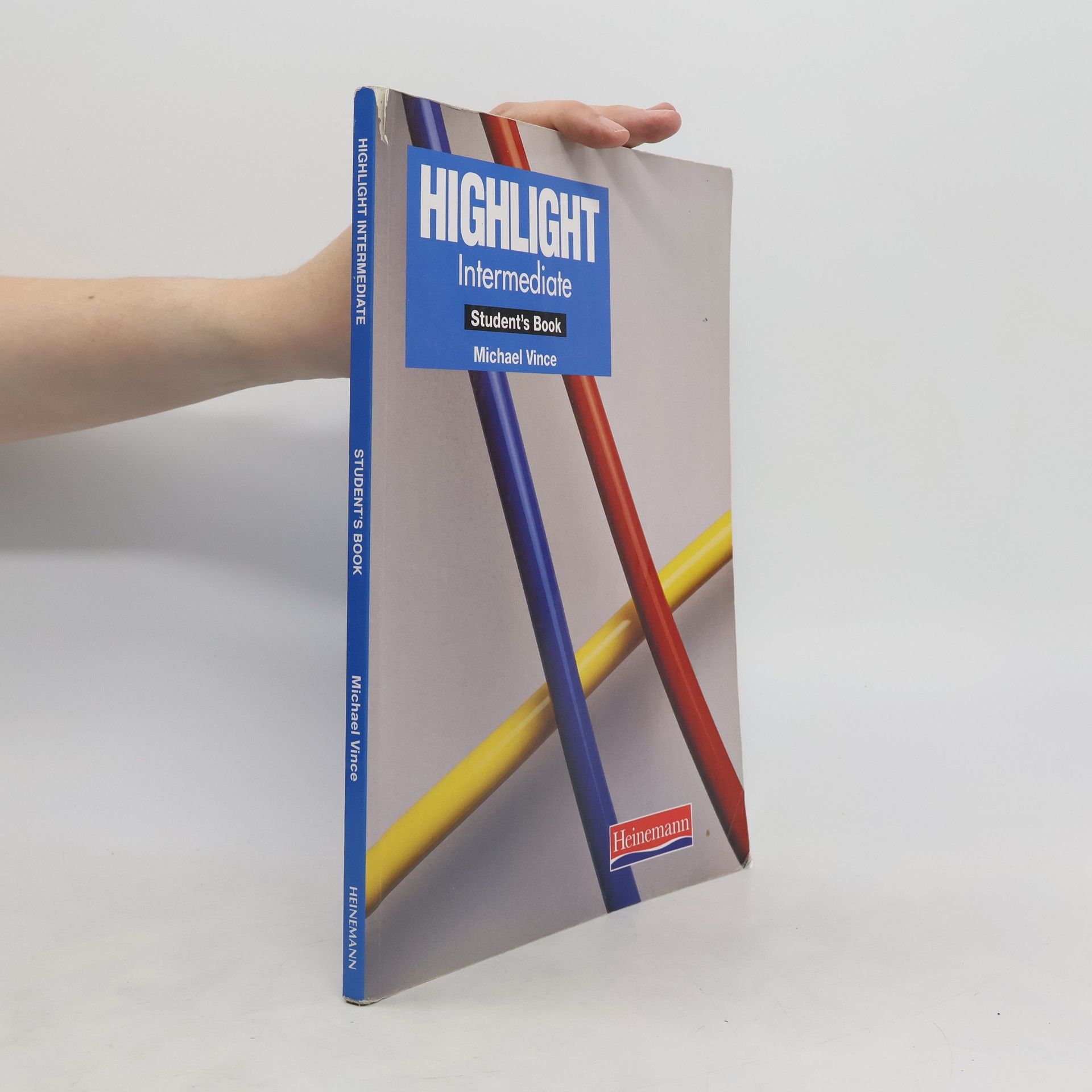 Vince Michael Highlight Intermediate Student's Book