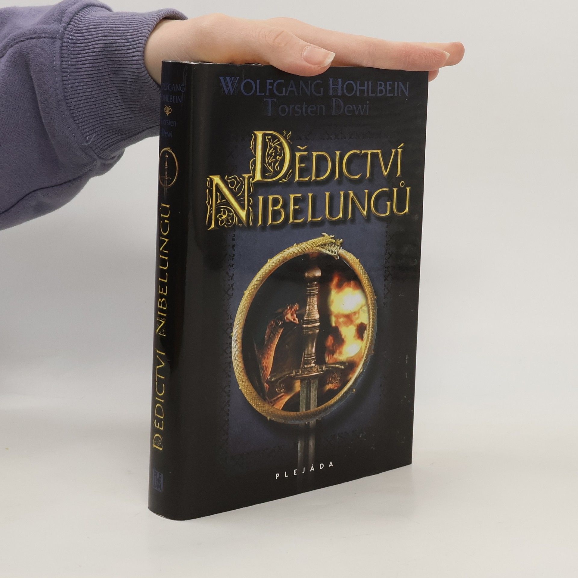 Wolfgang Hohlbein Dědictví Nibelungů