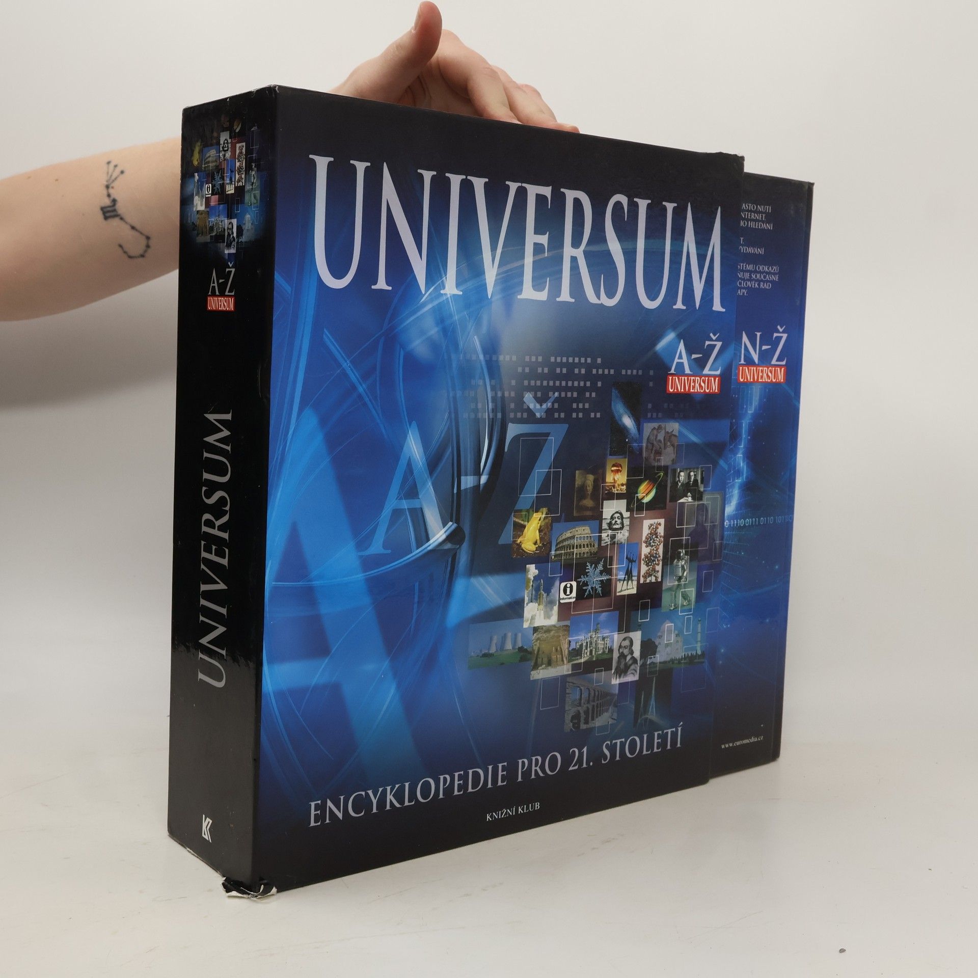 Kolektiv autorů Universum A-M, N-Ž. Encyklopedie pro 21. století 1-2