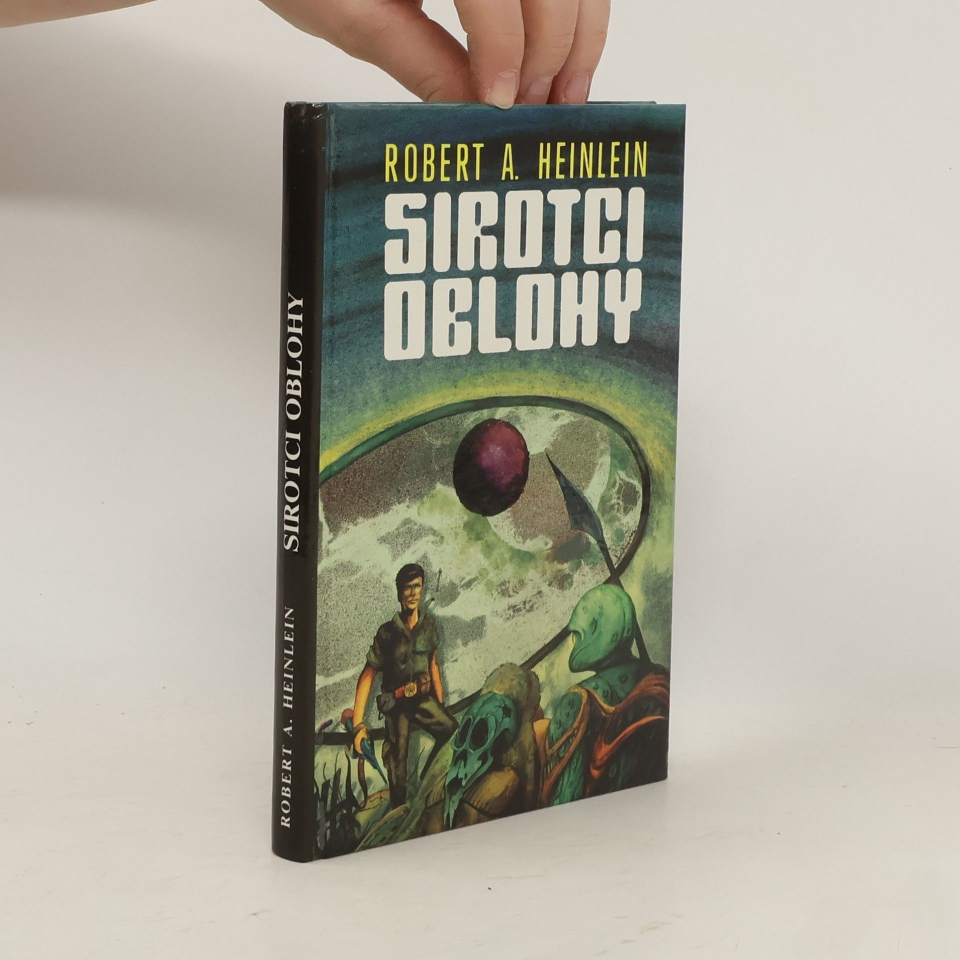 Robert A. Heinlein Sirotci oblohy