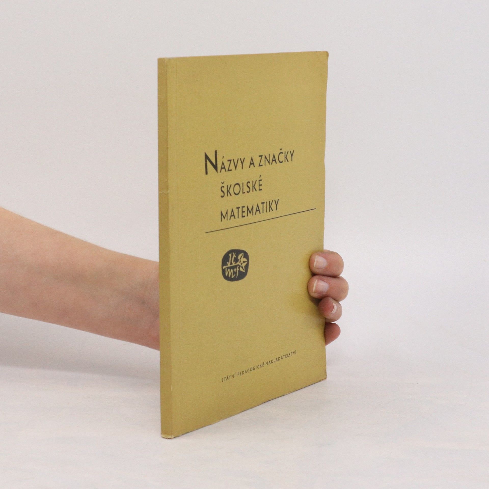 AA.VV. Názvy a značky školské matematiky