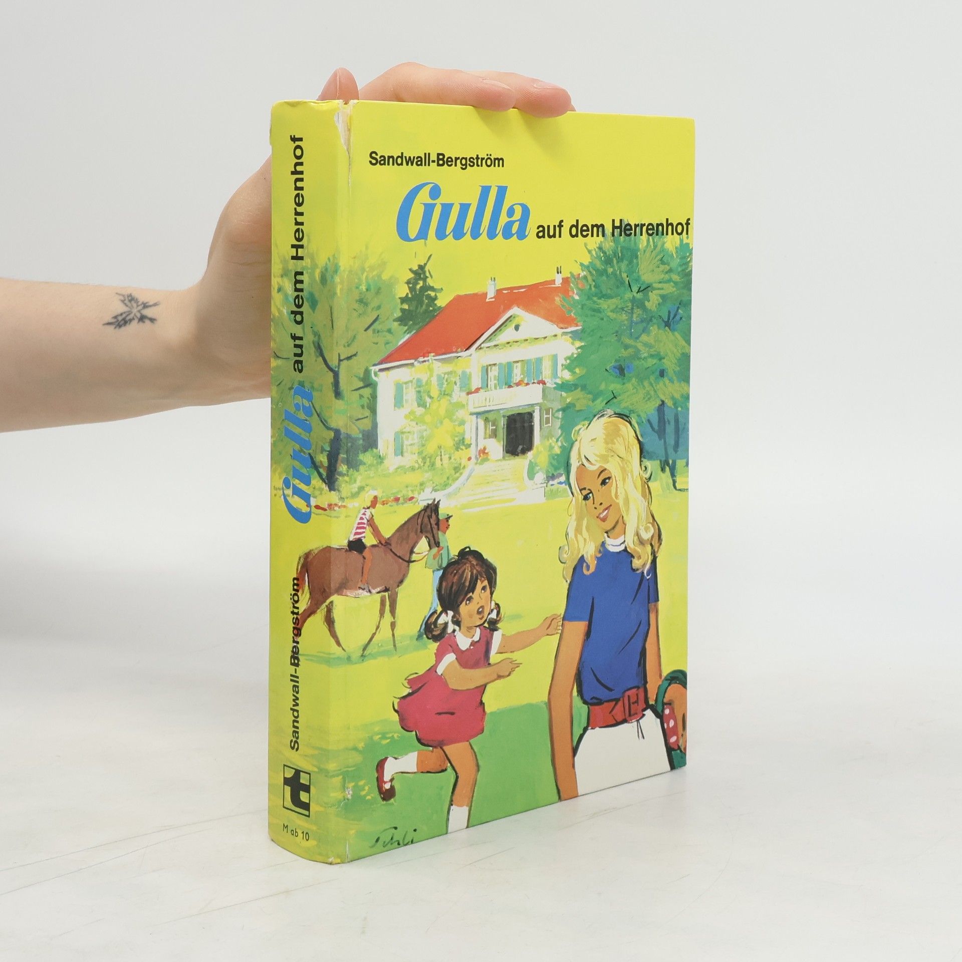 Martha Sandwall-Bergström Gulla auf dem Herrenhof