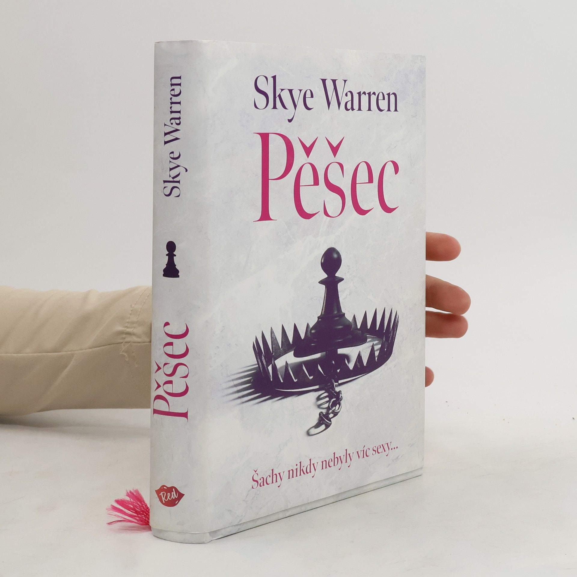Skye Warren Pěšec