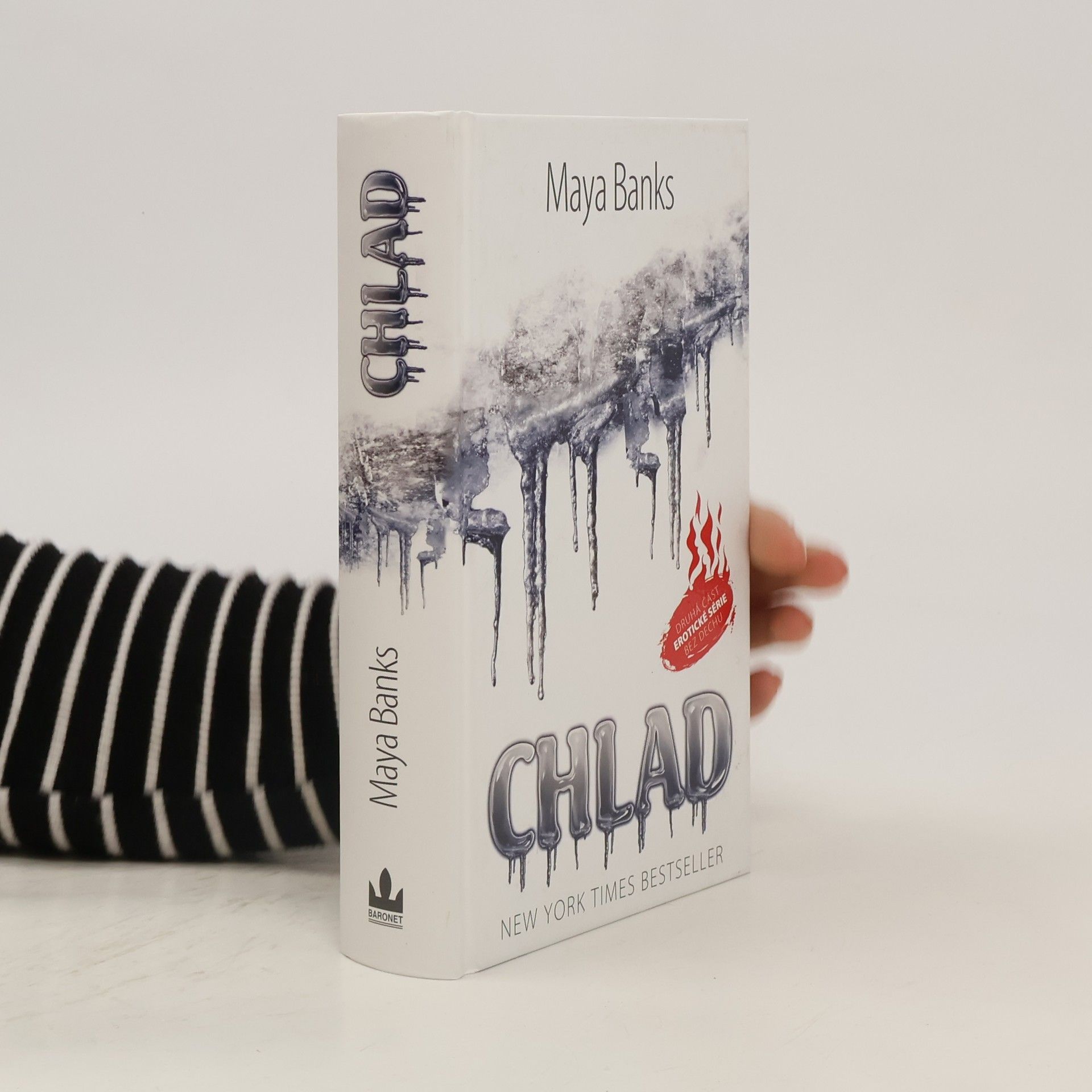 Maya Banks Chlad. Druhá část série Bez dechu