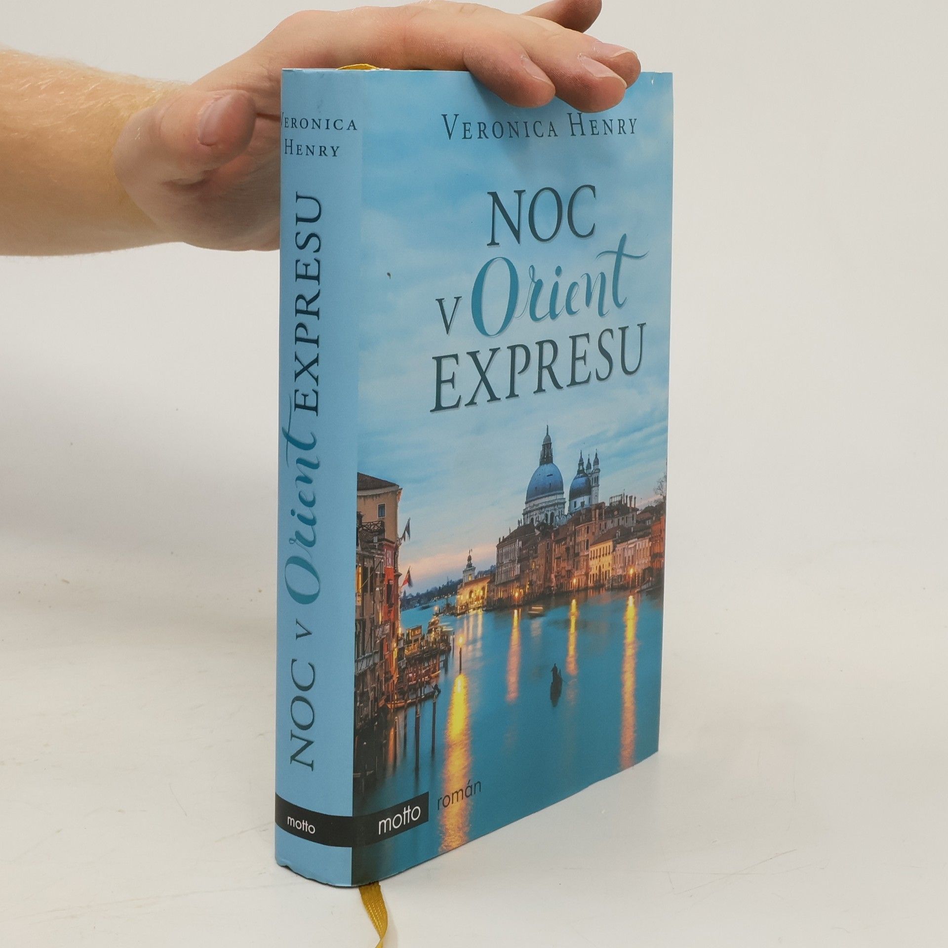 Veronica Henry Noc v Orient expresu