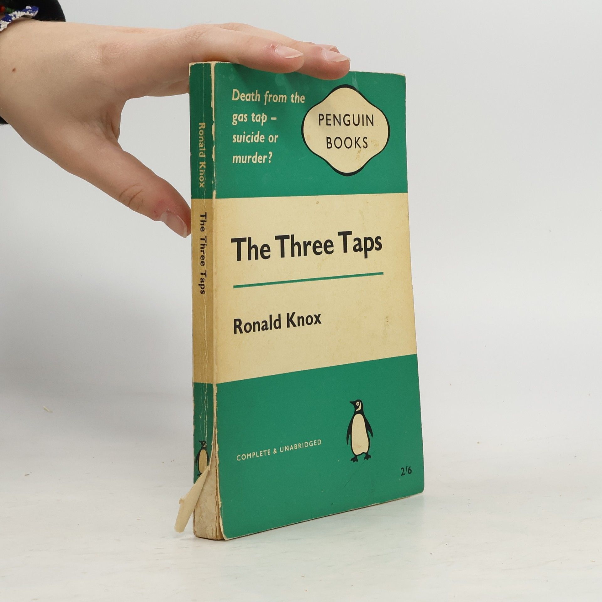 Ronald Arbuthnott Knox The Three Taps