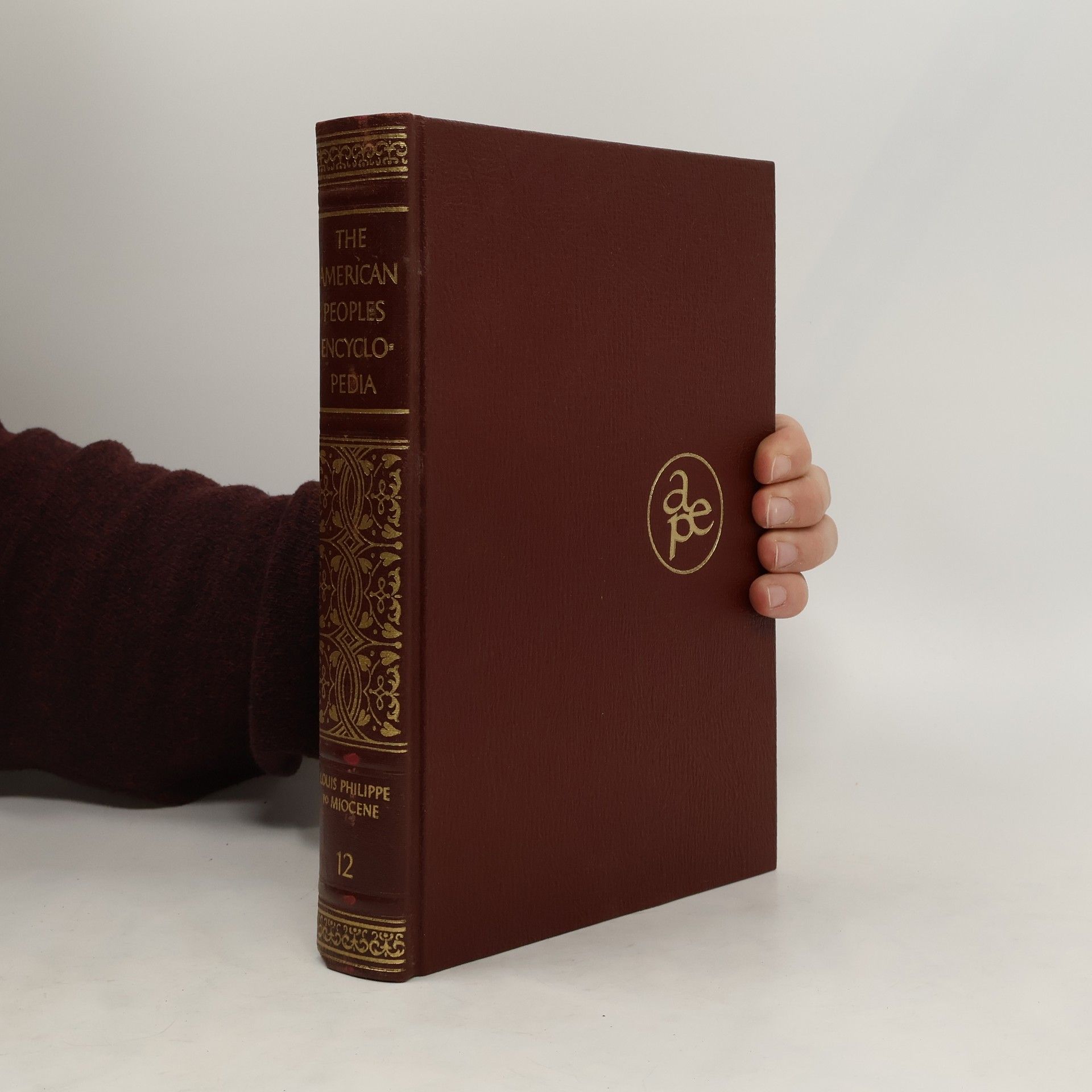 kolektiv The American Peoples Encyclopedia 12