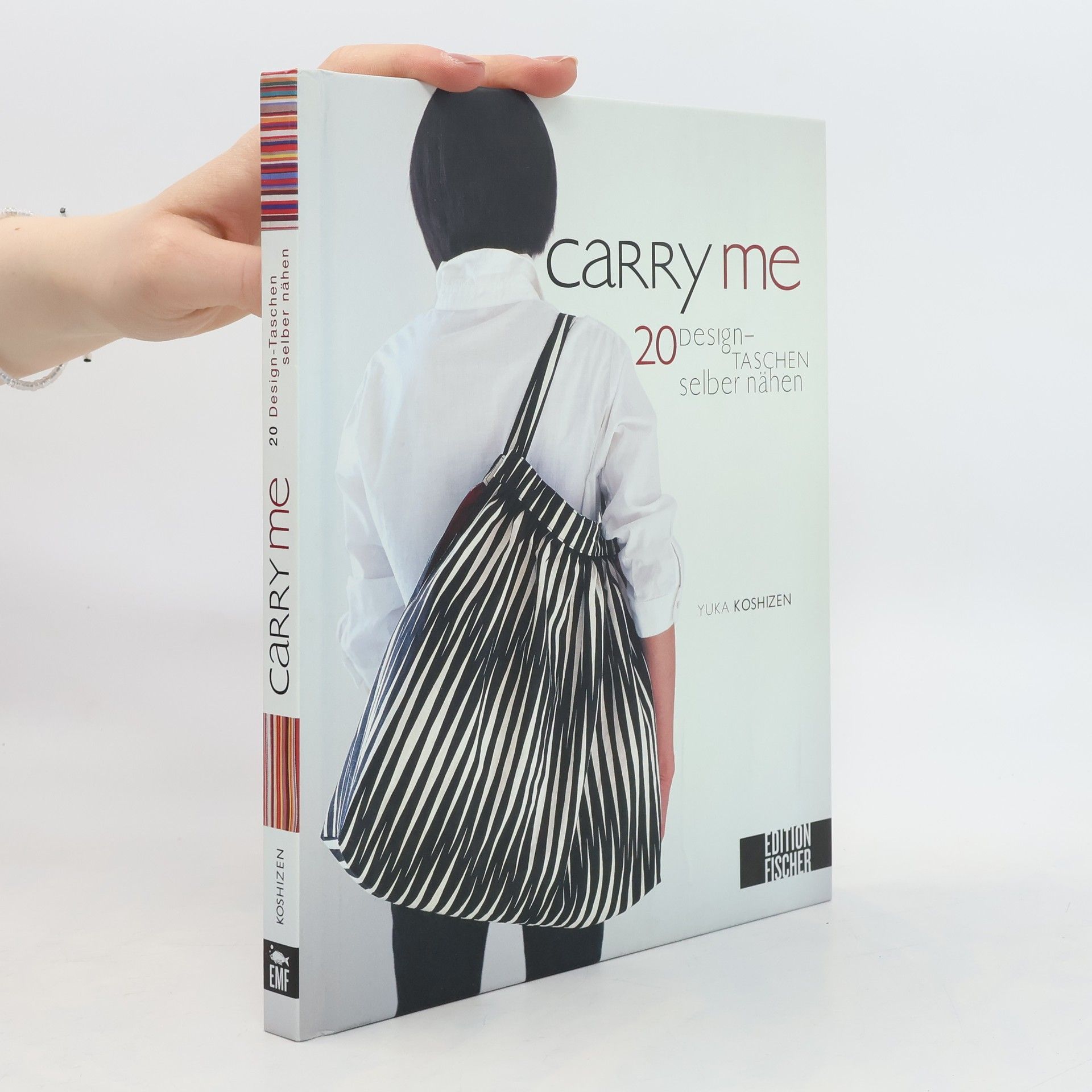 Yūka Koshizen Carry me
