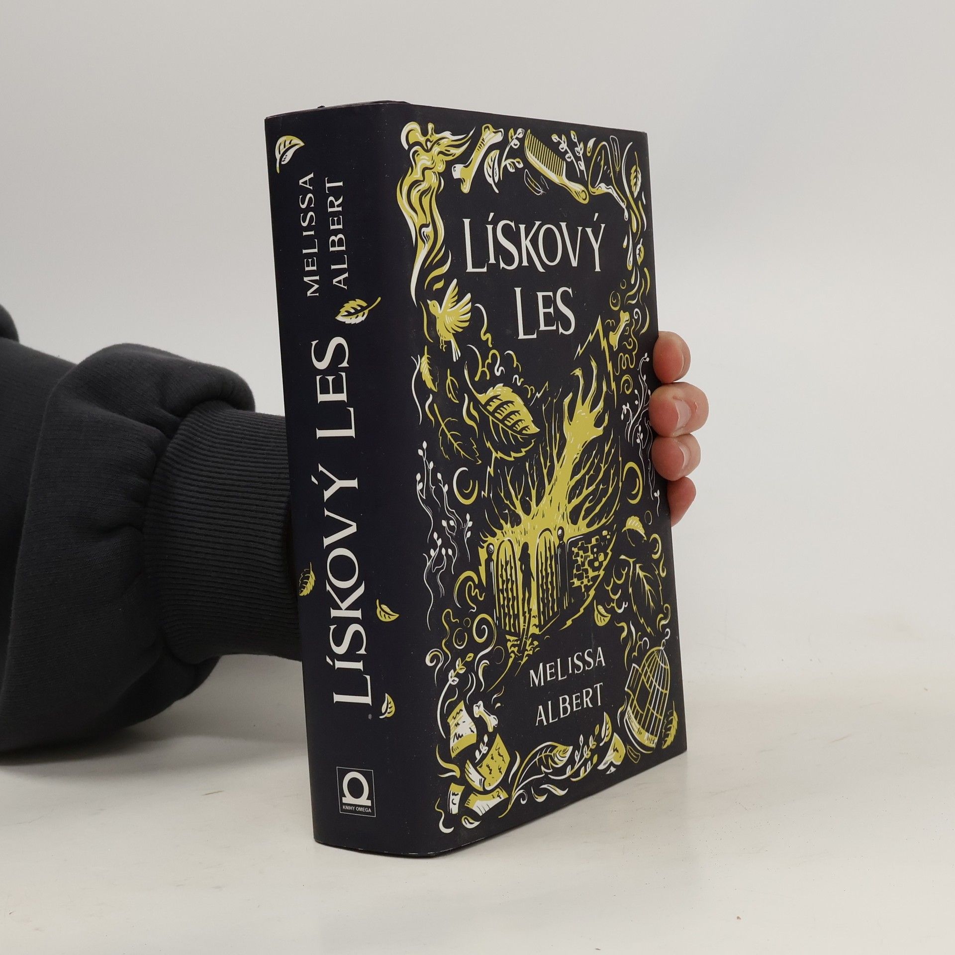 Melissa Albert Lískový les