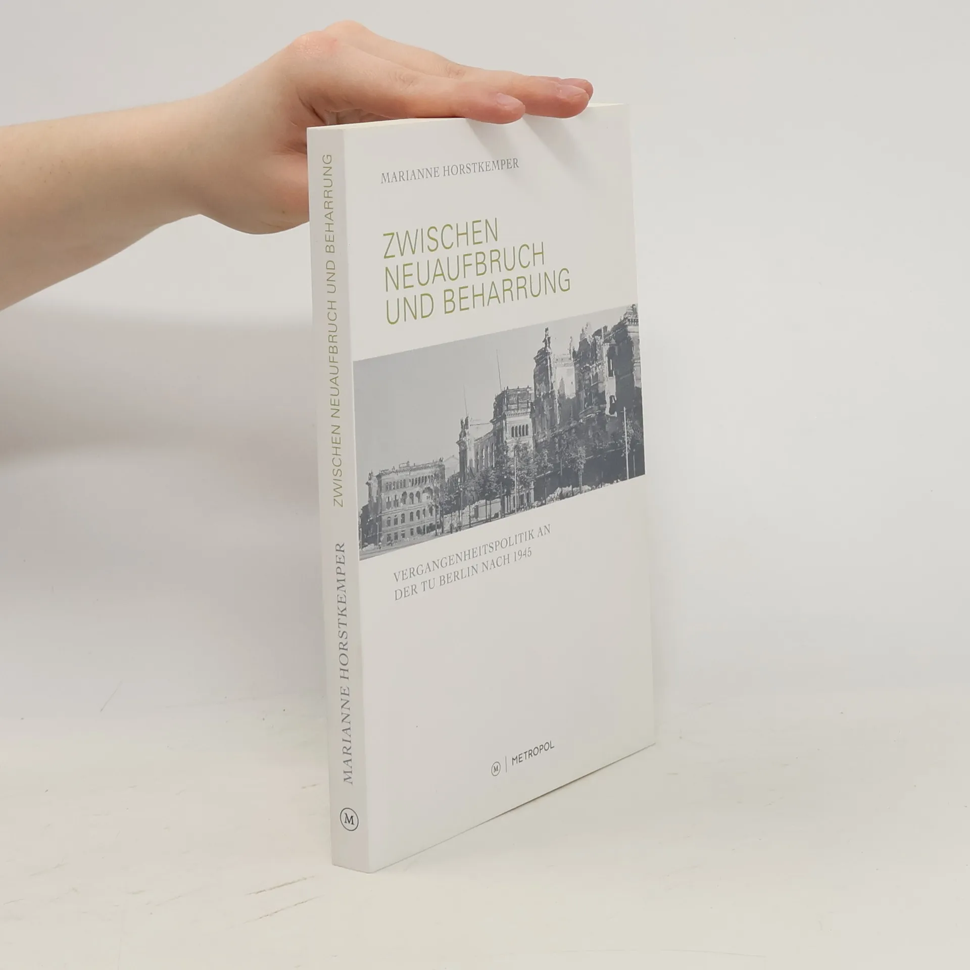 Zwischen Neuaufbruch und Beharrung | Buch | Marianne Horstkemper