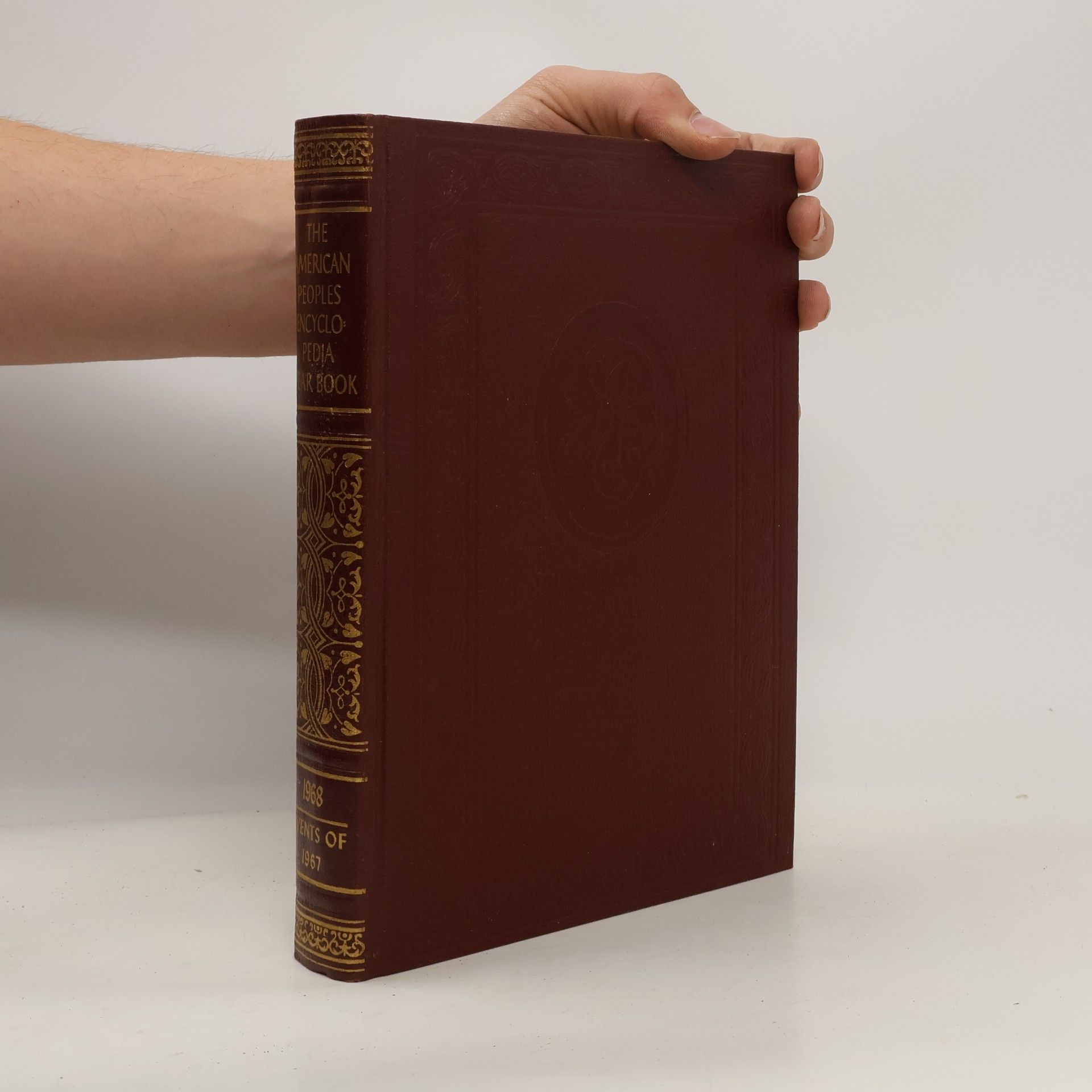 kolektiv The American Peoples Encyclopedia Yearbook