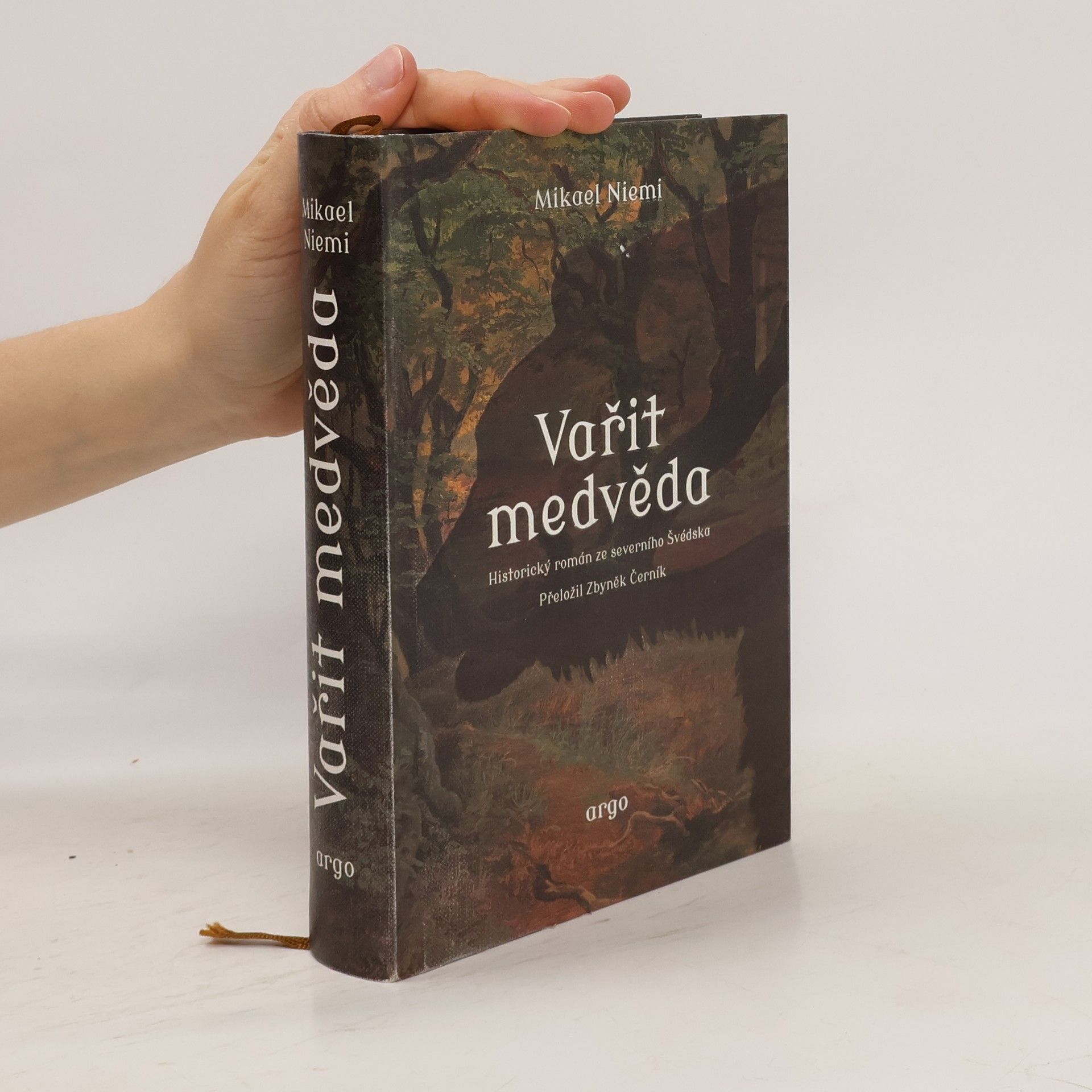 Mikael Niemi Vařit medvěda