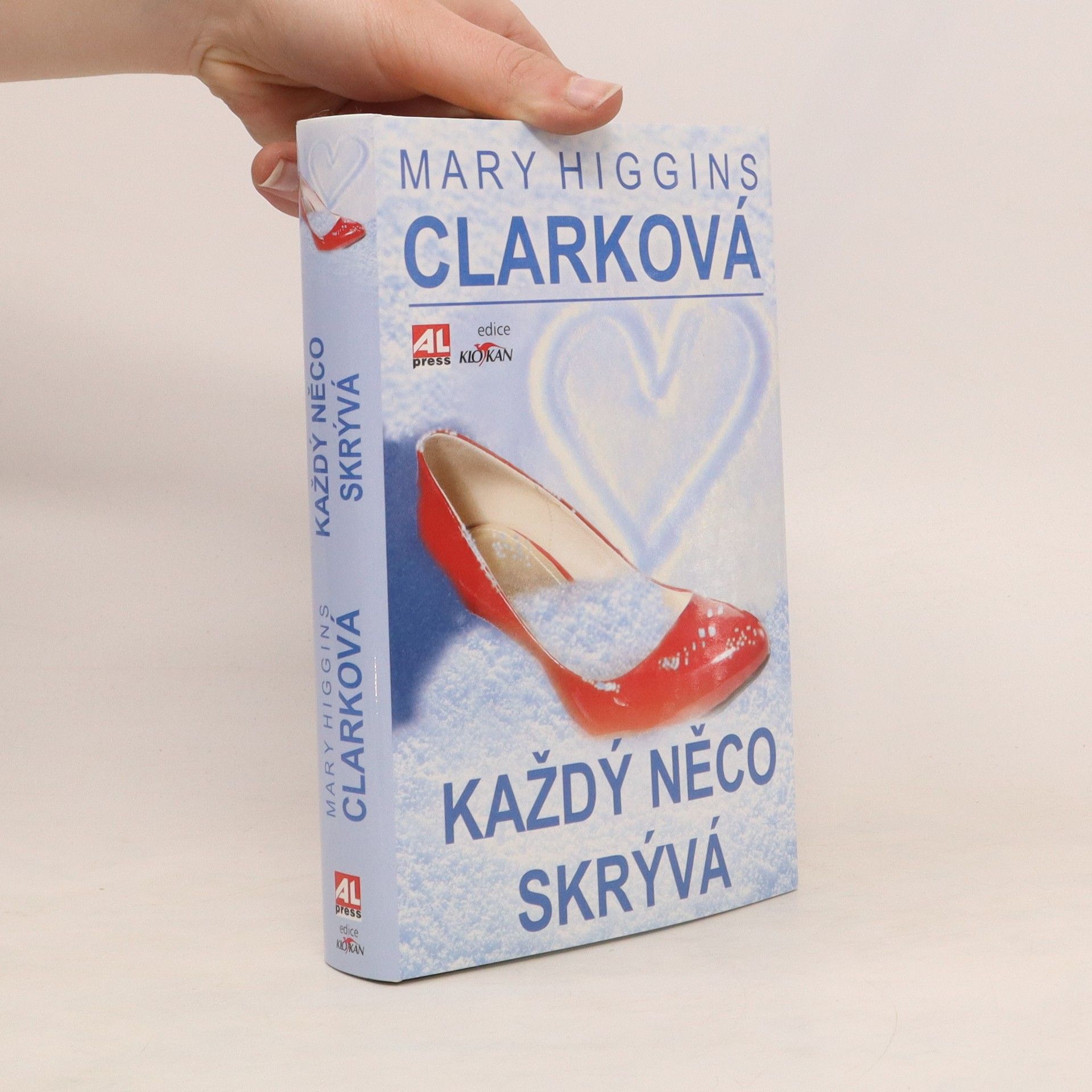 Mary Higgins Clark Každý něco skrývá