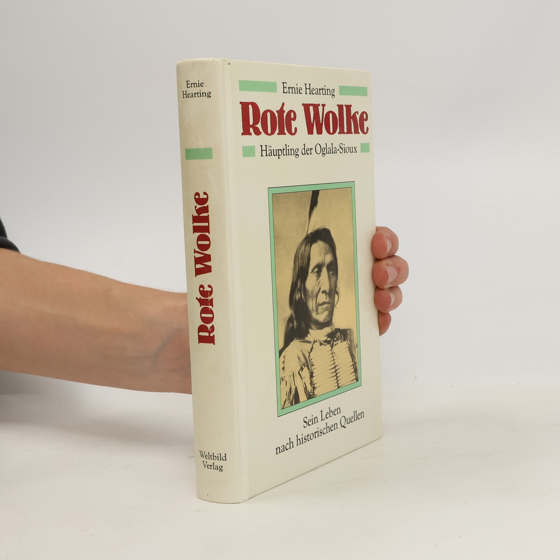 Ernie Hearting Rote Wolke
