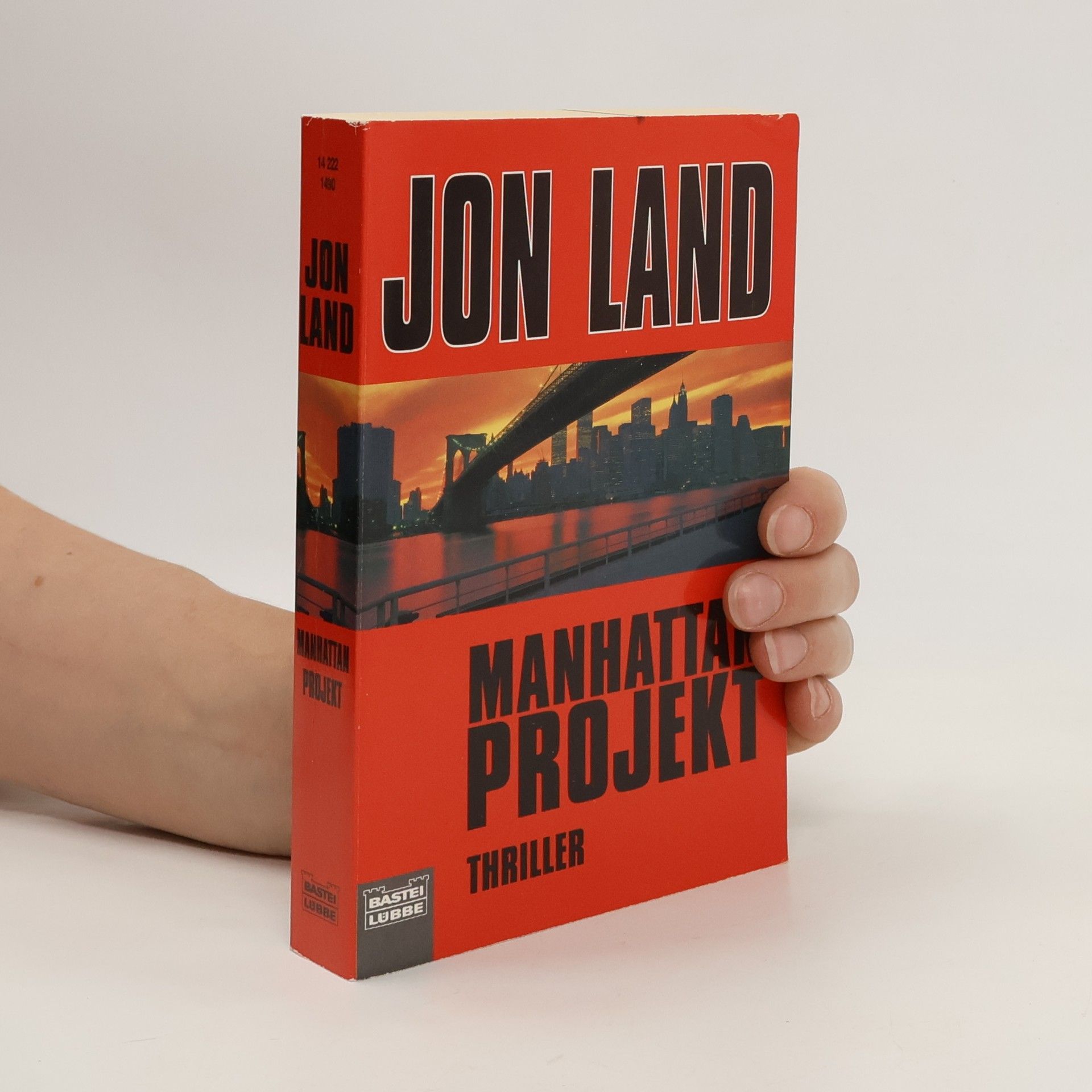 Jon Land Manhattan Projekt