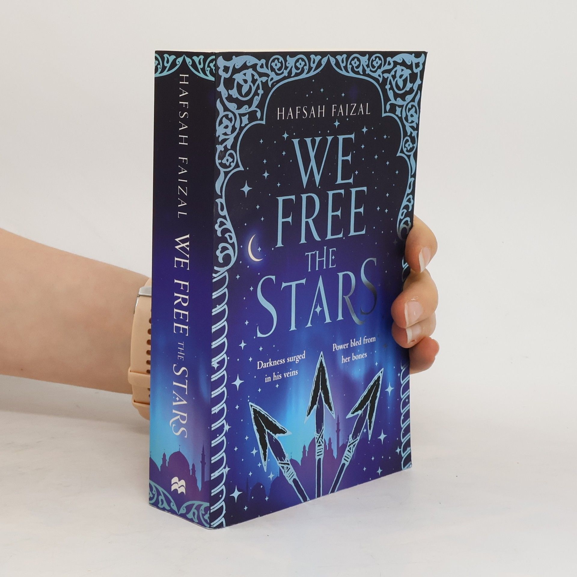Hafsah Faizal We Free the Stars
