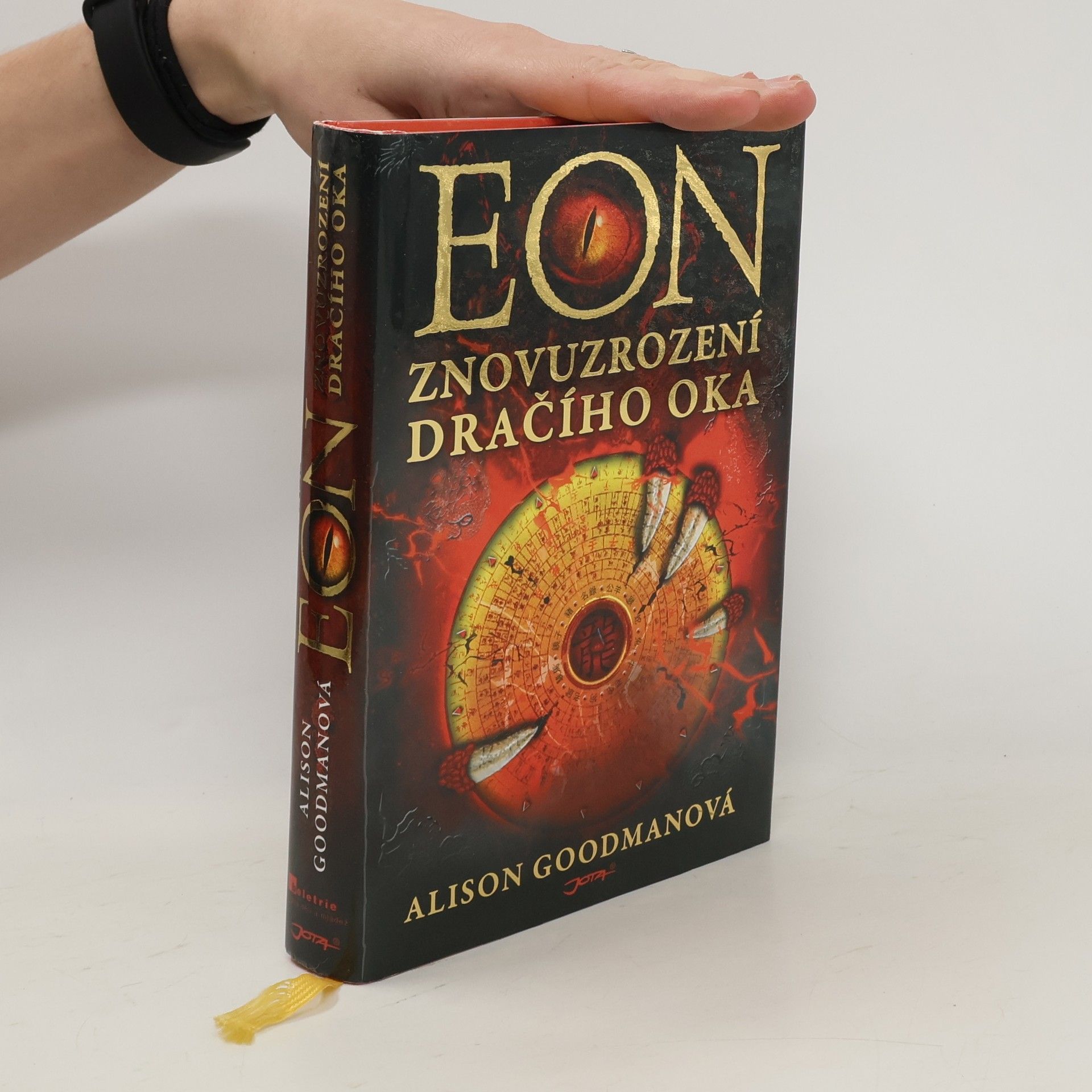 Alison Goodman Eon. Znovuzrození dračího oka