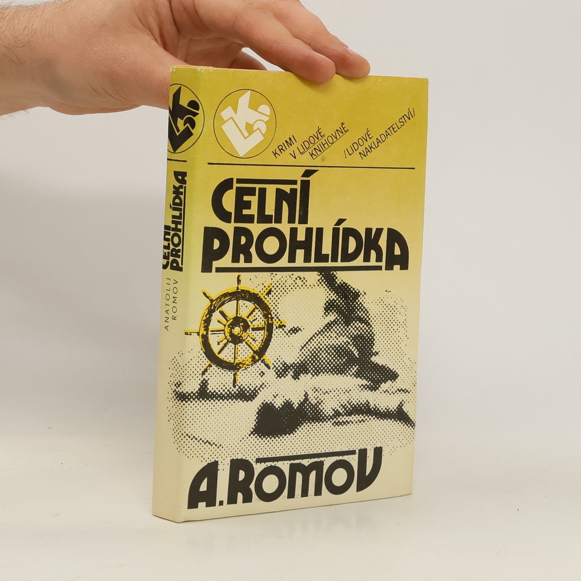 Anatolij Romov Celní prohlídka