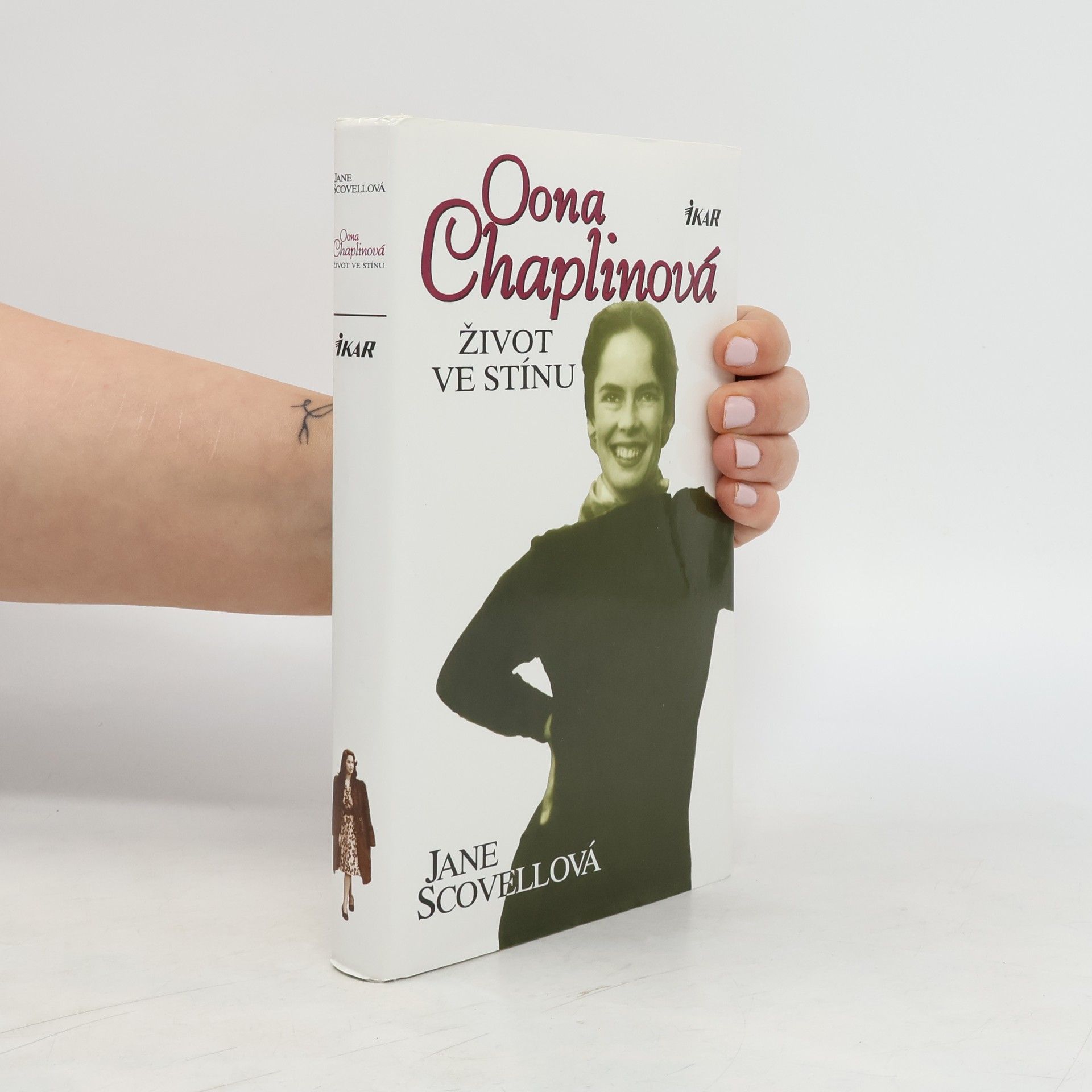 Jane Scovell Oona Chaplinová : život ve stínu