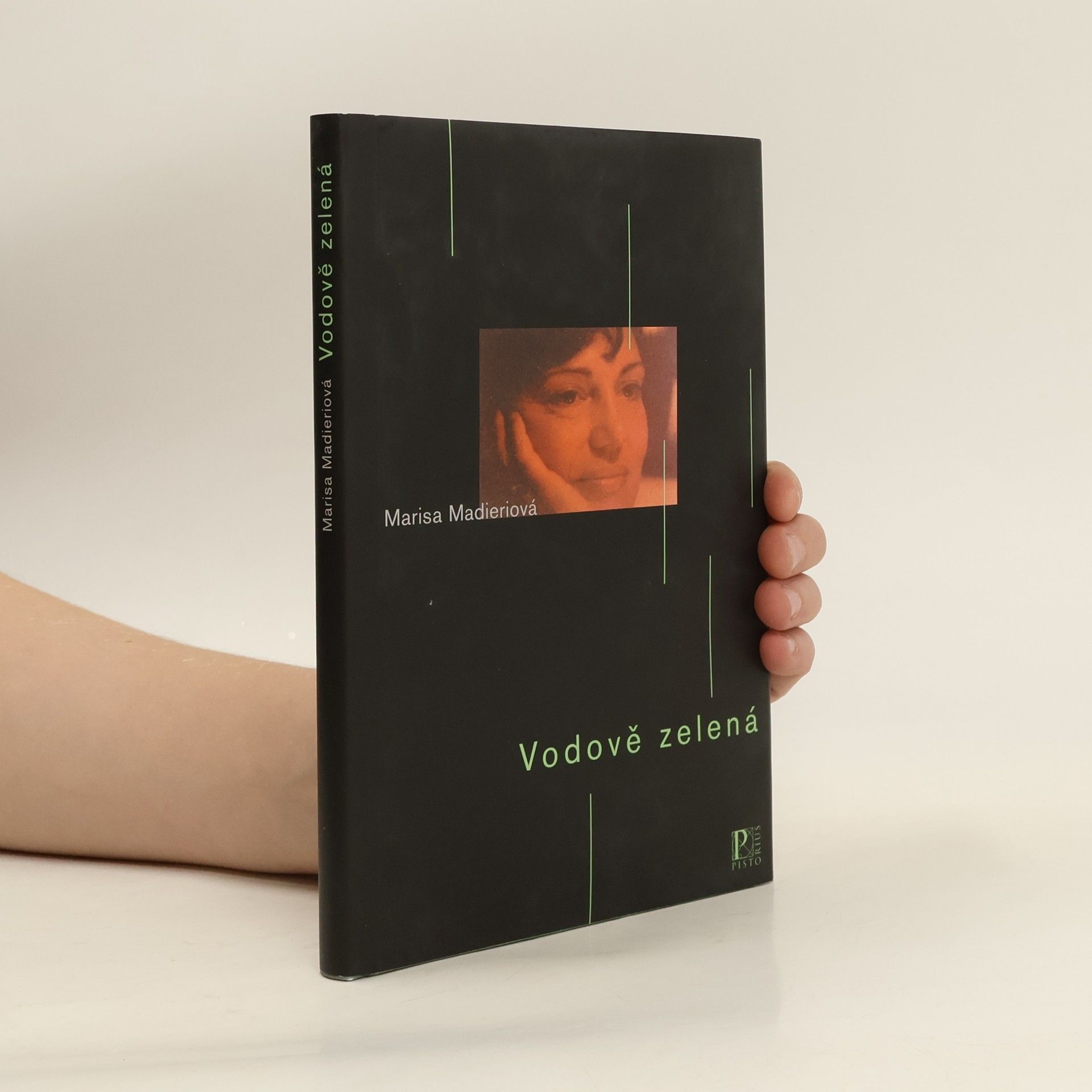 Marisa Madieri Vodově zelená