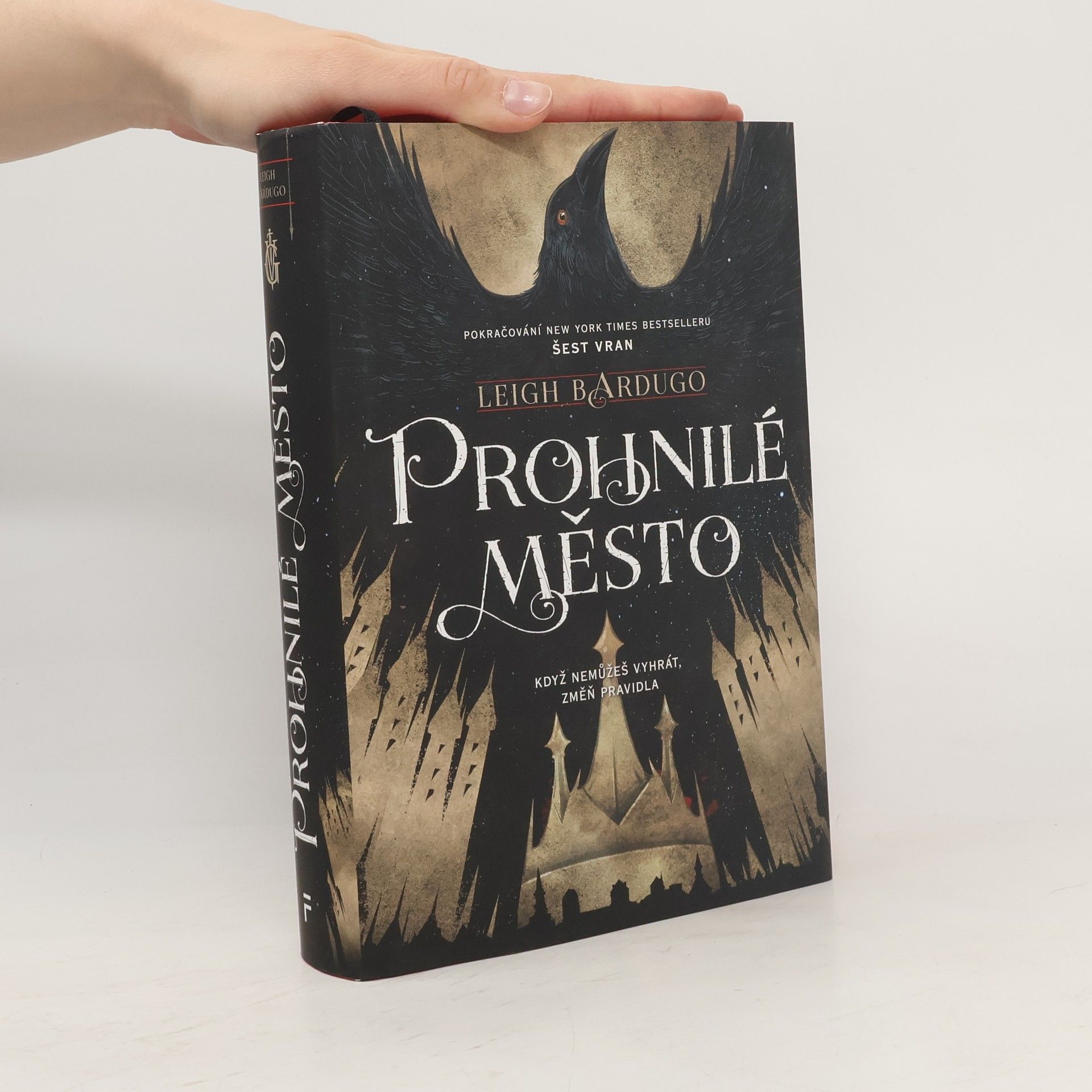 Leigh Bardugo Prohnilé město